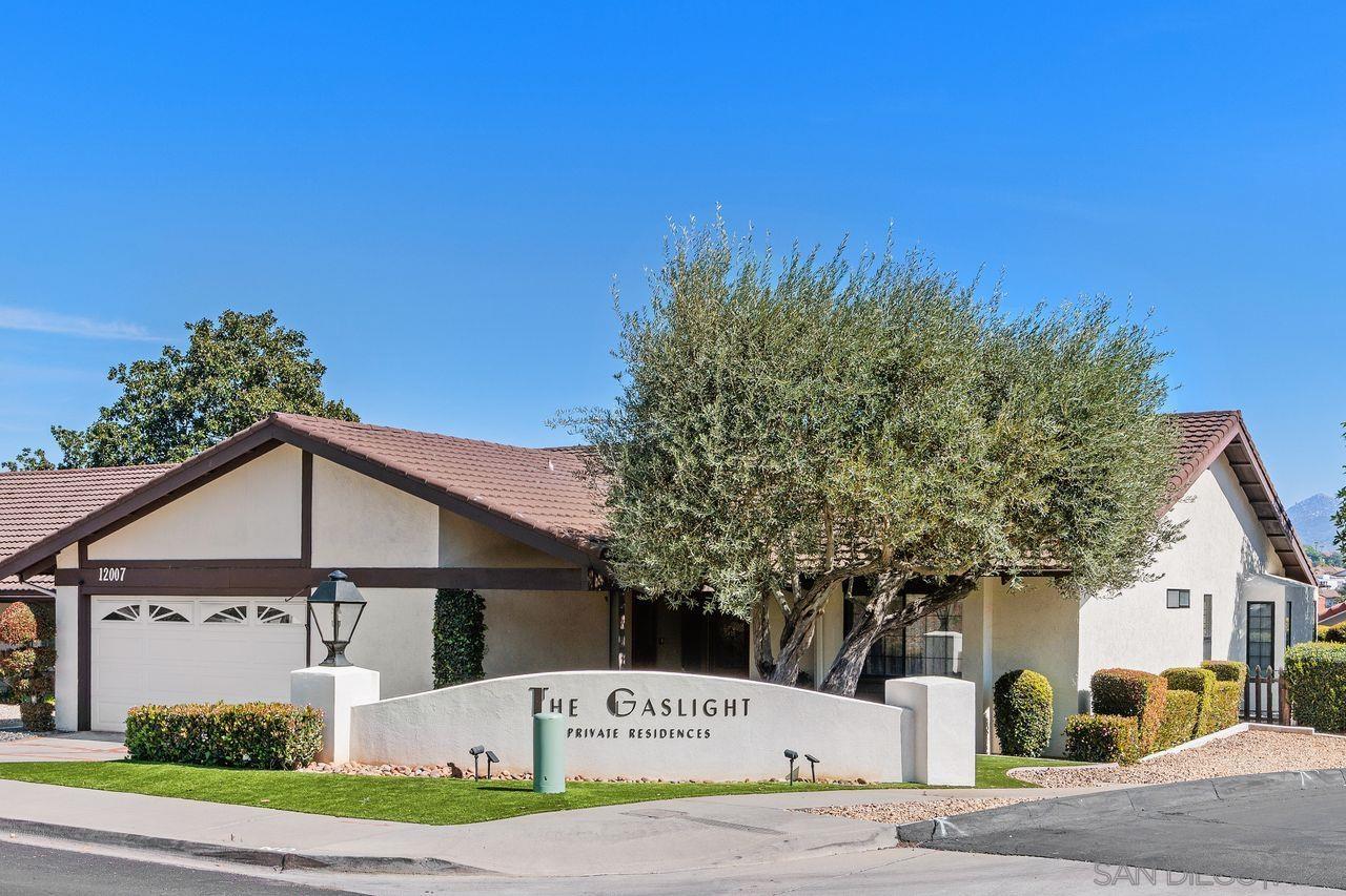 Detail Gallery Image 2 of 49 For 12007  Bajada Rd, San Diego,  CA 92128 - 3 Beds | 2 Baths