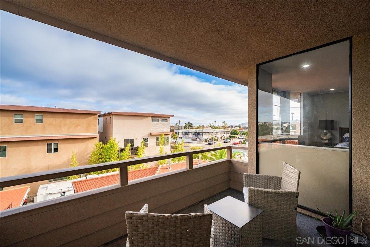Detail Gallery Image 12 of 42 For 3130  Avenida De Portugal  #304,  San Diego,  CA 92106 - 2 Beds | 2 Baths