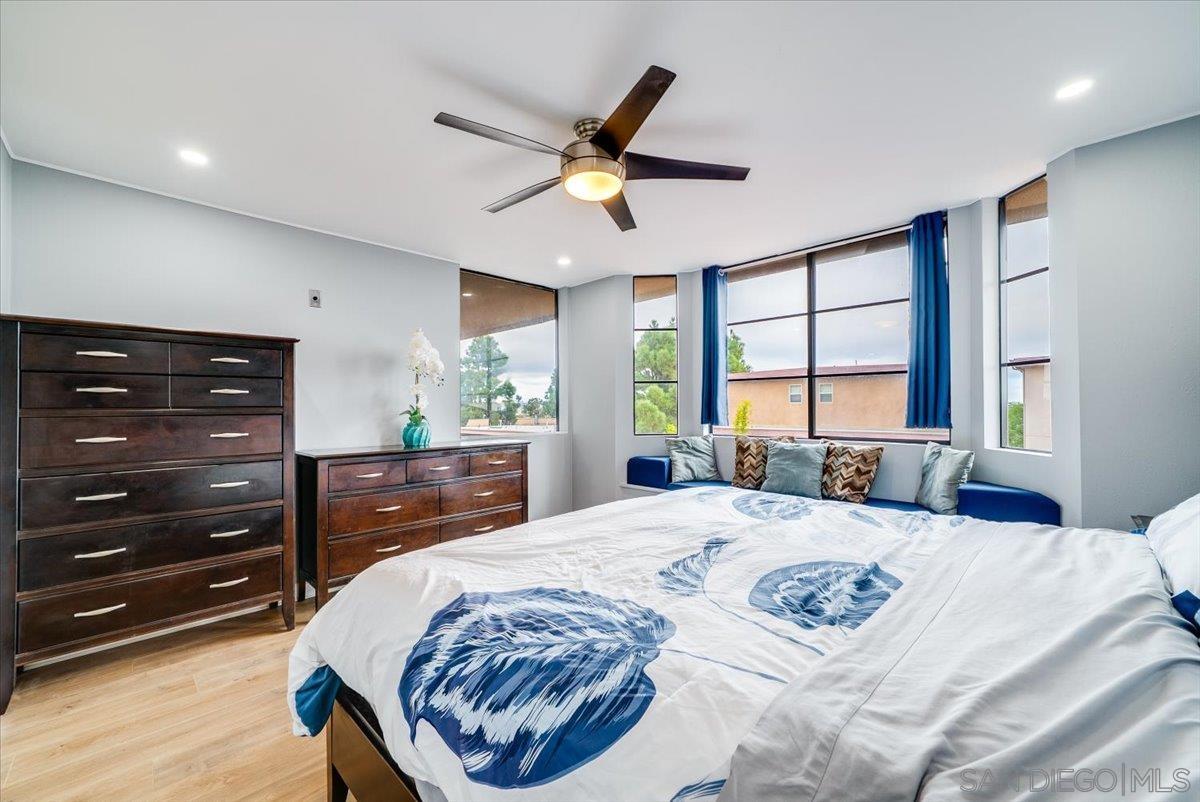 Detail Gallery Image 16 of 42 For 3130  Avenida De Portugal  #304,  San Diego,  CA 92106 - 2 Beds | 2 Baths