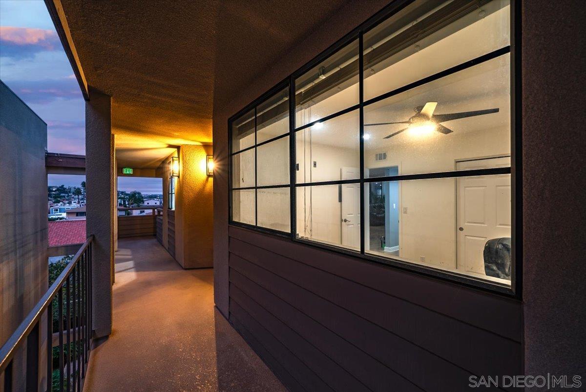 Detail Gallery Image 34 of 42 For 3130  Avenida De Portugal  #304,  San Diego,  CA 92106 - 2 Beds | 2 Baths