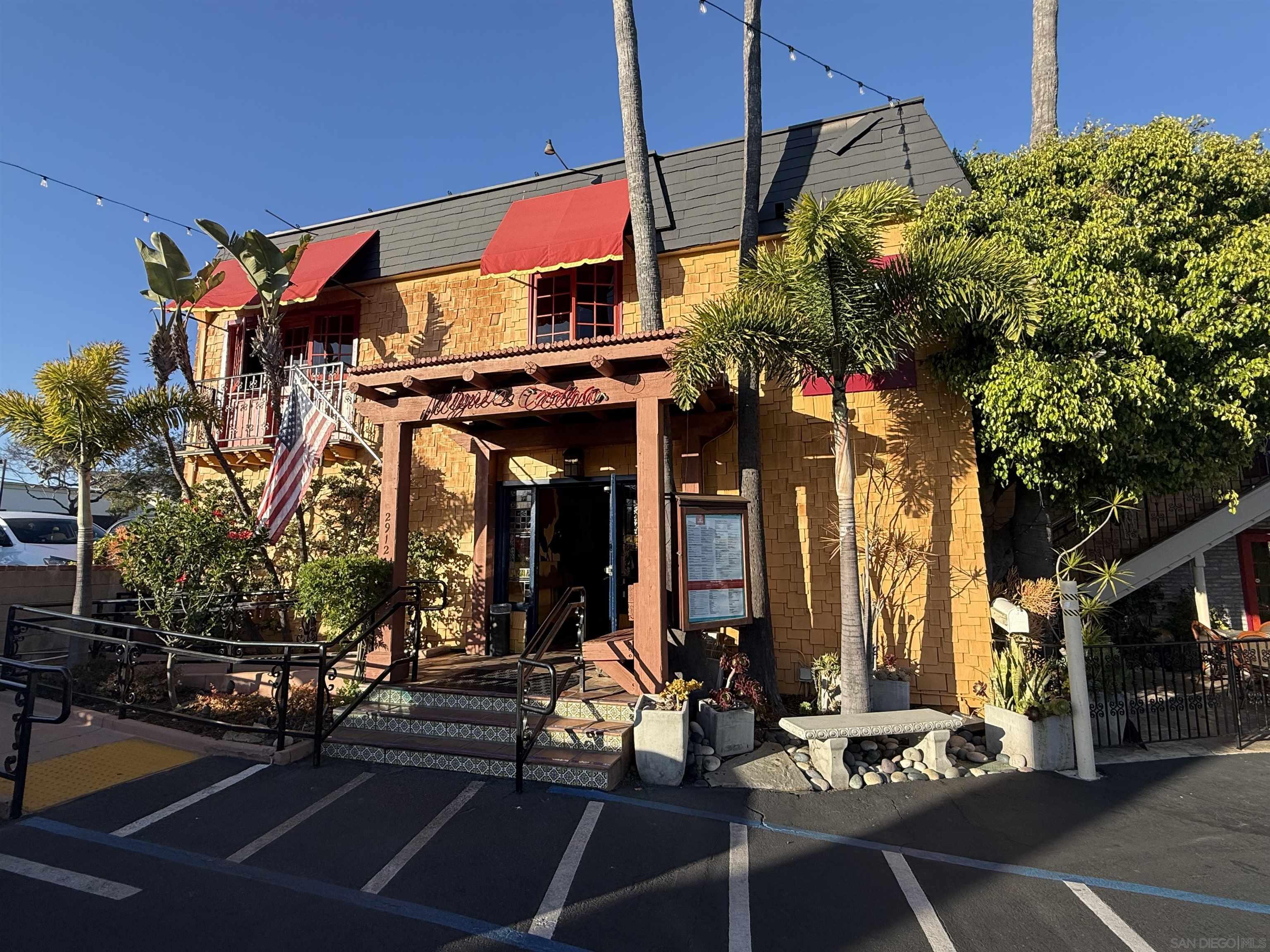 Detail Gallery Image 39 of 42 For 3130  Avenida De Portugal  #304,  San Diego,  CA 92106 - 2 Beds | 2 Baths