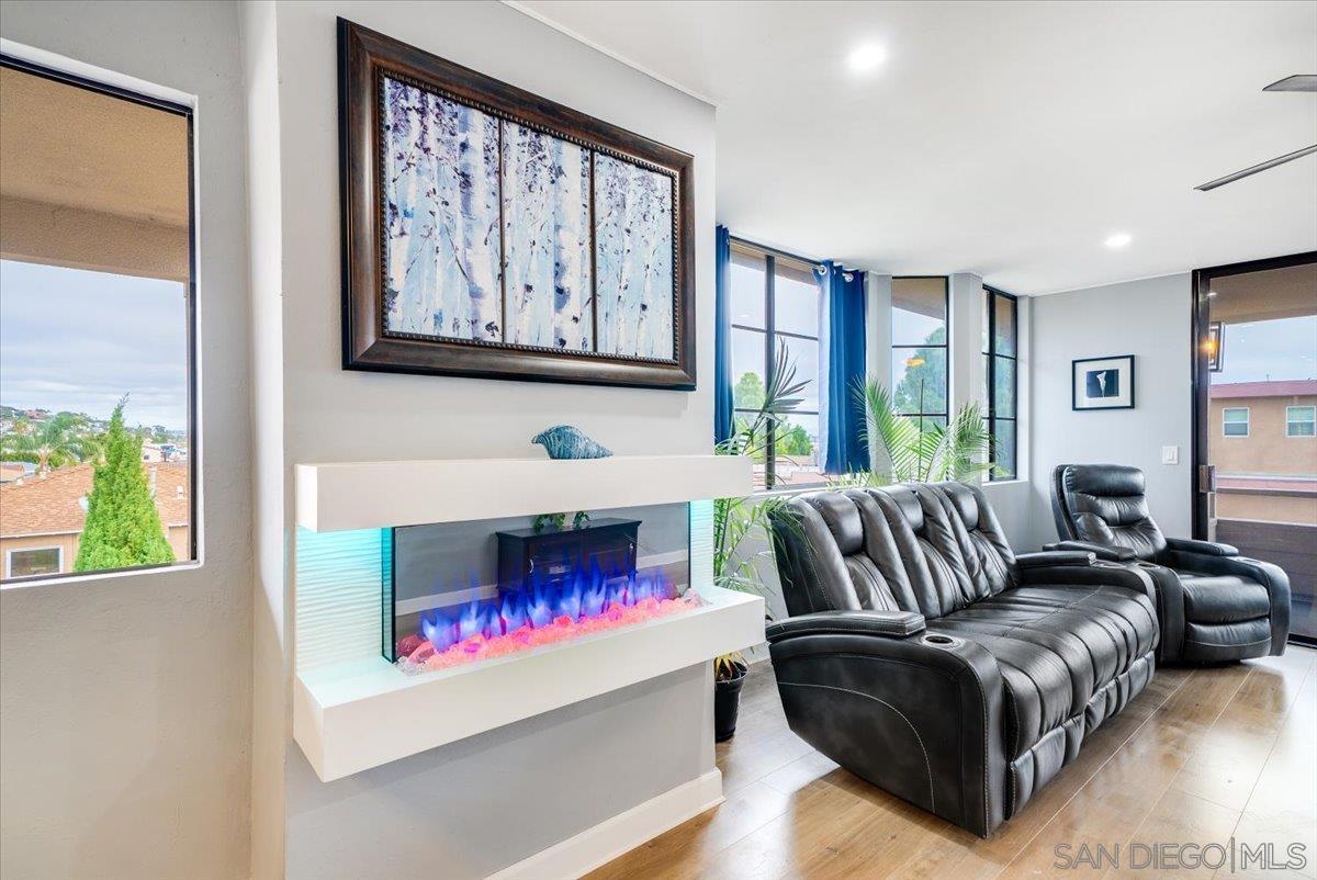 Detail Gallery Image 9 of 42 For 3130  Avenida De Portugal  #304,  San Diego,  CA 92106 - 2 Beds | 2 Baths