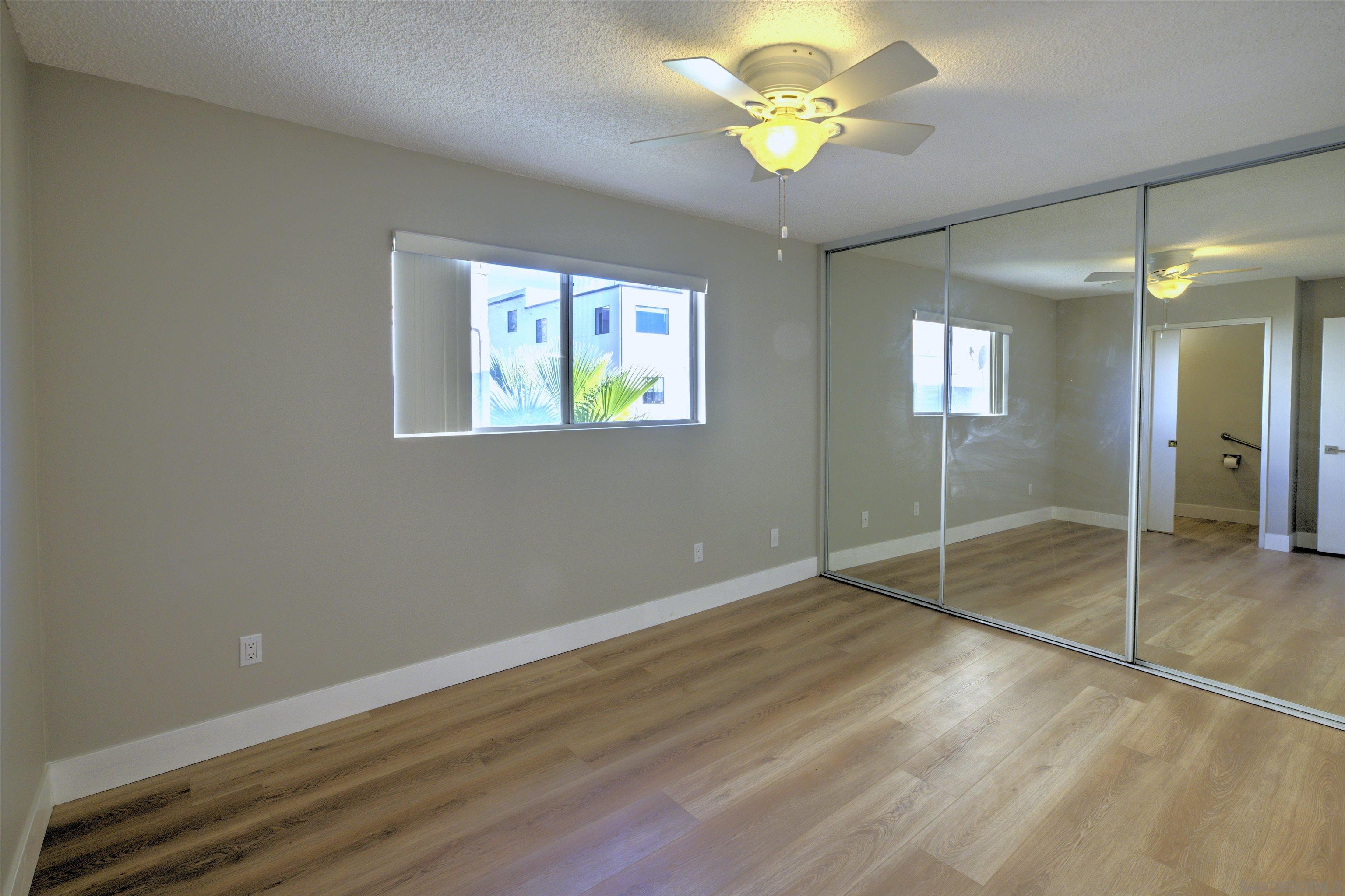 Detail Gallery Image 6 of 11 For 5949  Mildred St  #4,  San Diego,  CA 92110 - 2 Beds | 1/1 Baths