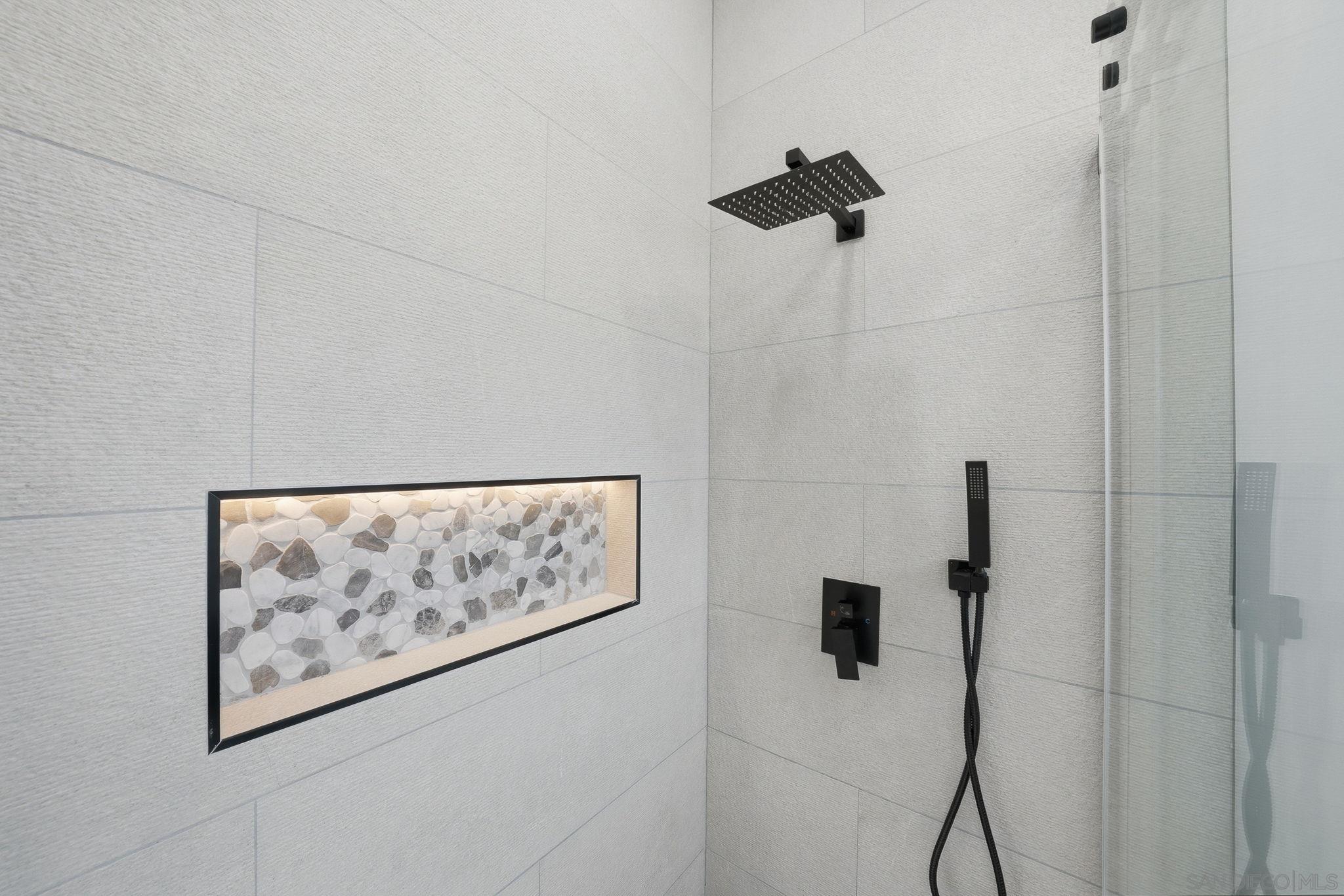 Detail Gallery Image 22 of 34 For 2729  Gobat Ave, San Diego,  CA 92122 - 3 Beds | 2 Baths