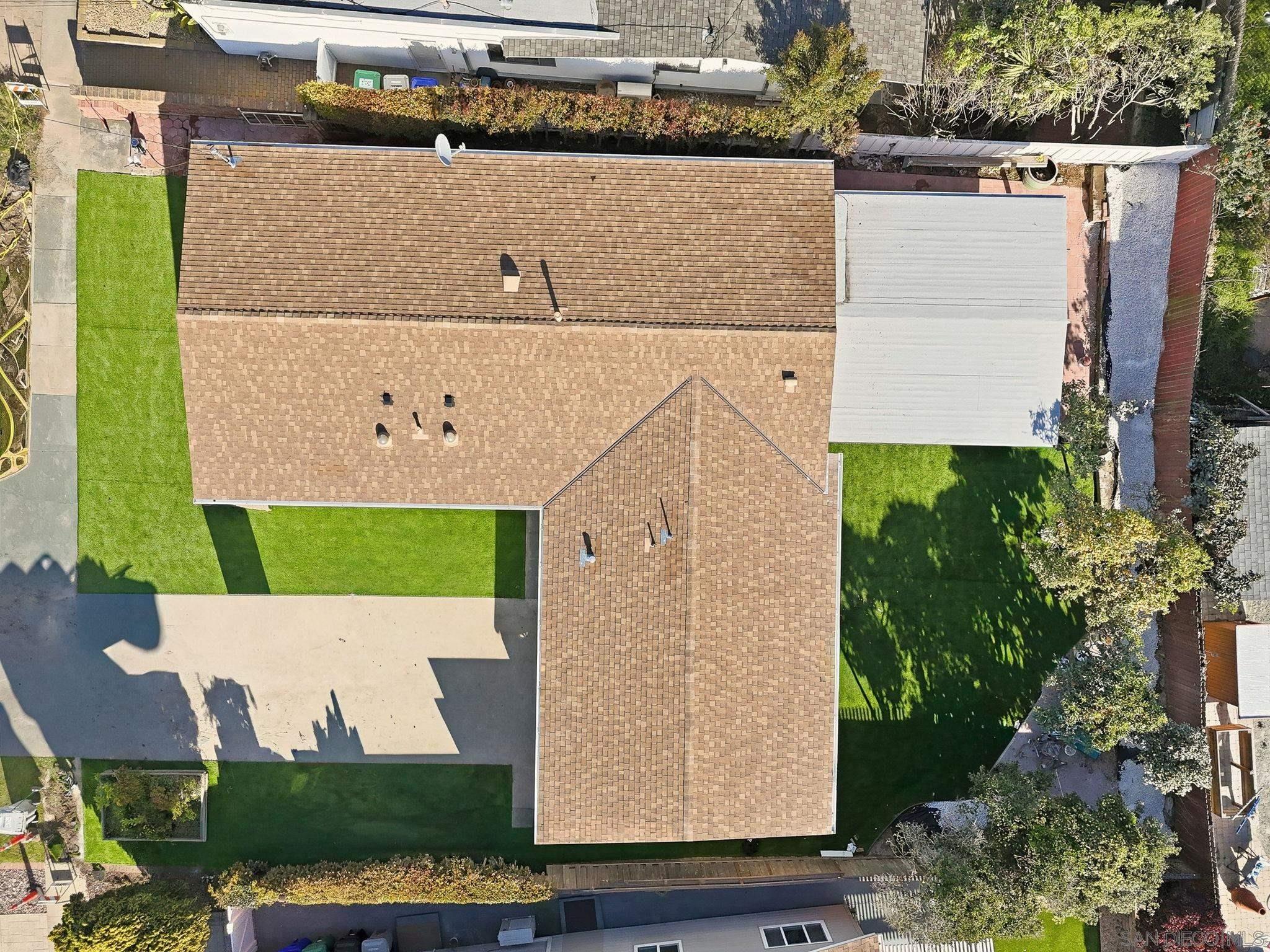 Detail Gallery Image 33 of 34 For 2729  Gobat Ave, San Diego,  CA 92122 - 3 Beds | 2 Baths