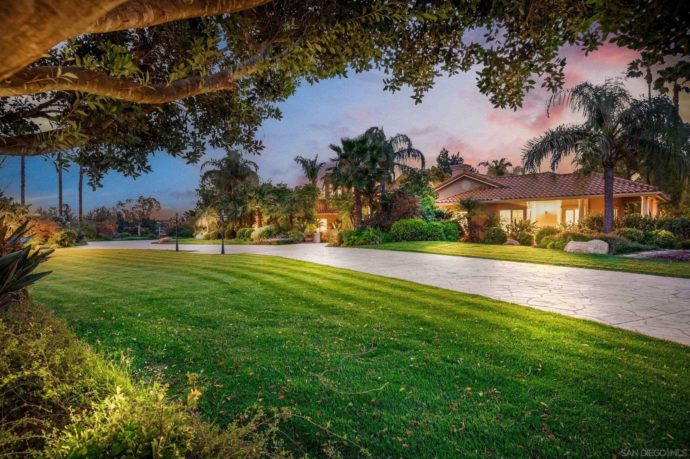 Detail Gallery Image 3 of 49 For 25367  Rancho Barona Rd, Ramona,  CA 92065 - 5 Beds | 4/1 Baths