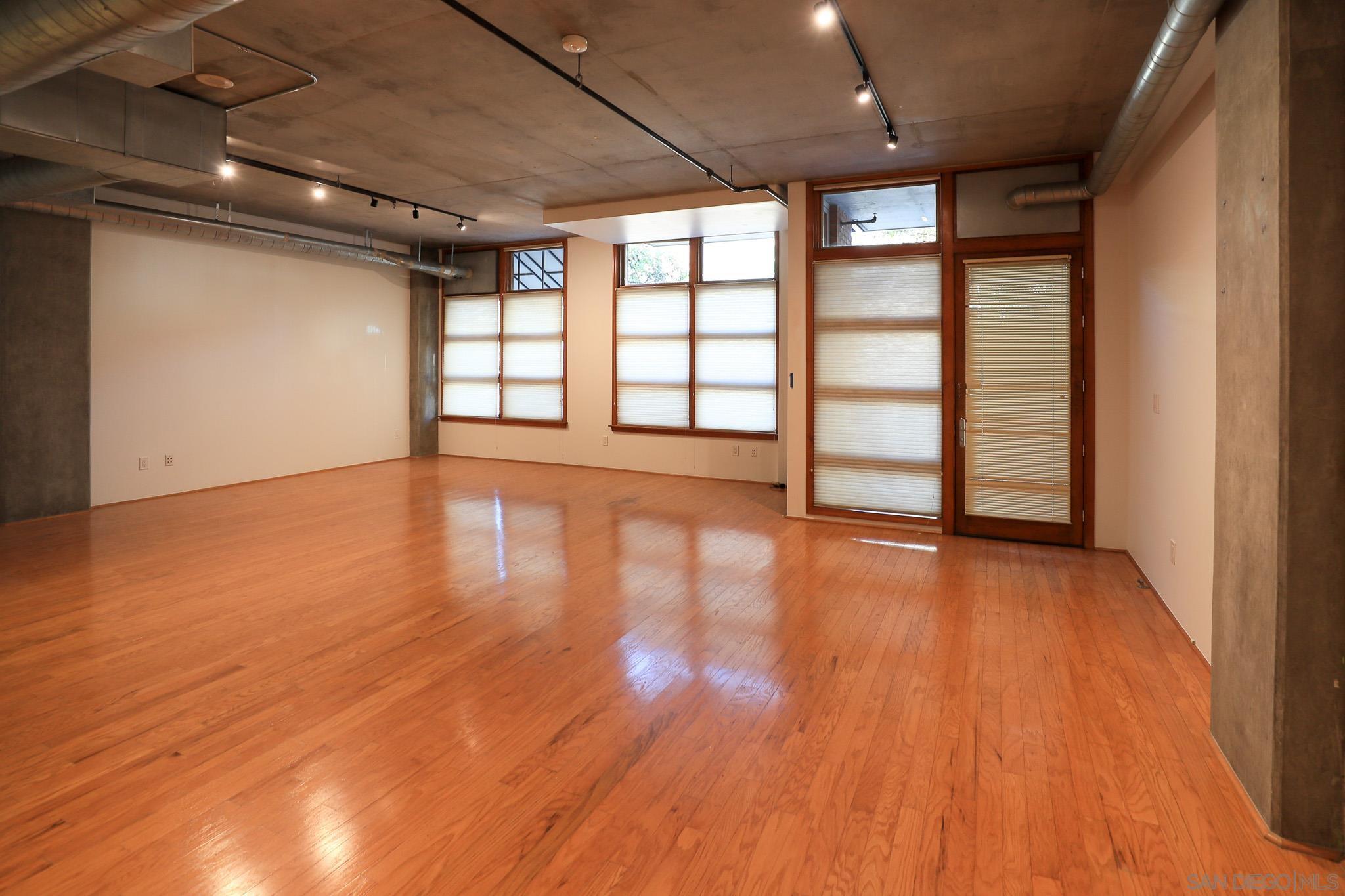 Detail Gallery Image 18 of 34 For 877  Island Ave  102, San Diego,  CA 92101 - 1 Beds | 1 Baths