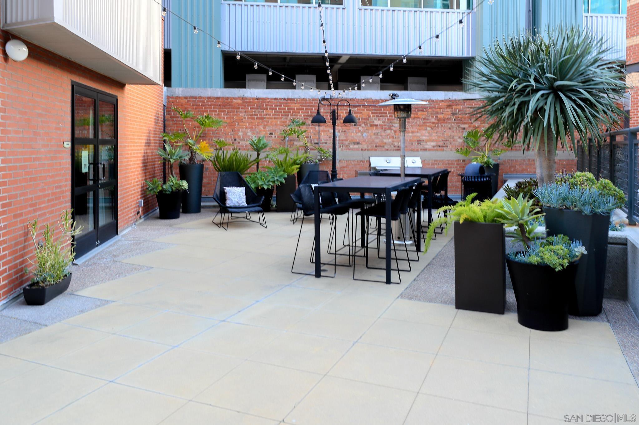 Detail Gallery Image 6 of 34 For 877  Island Ave  102, San Diego,  CA 92101 - 1 Beds | 1 Baths