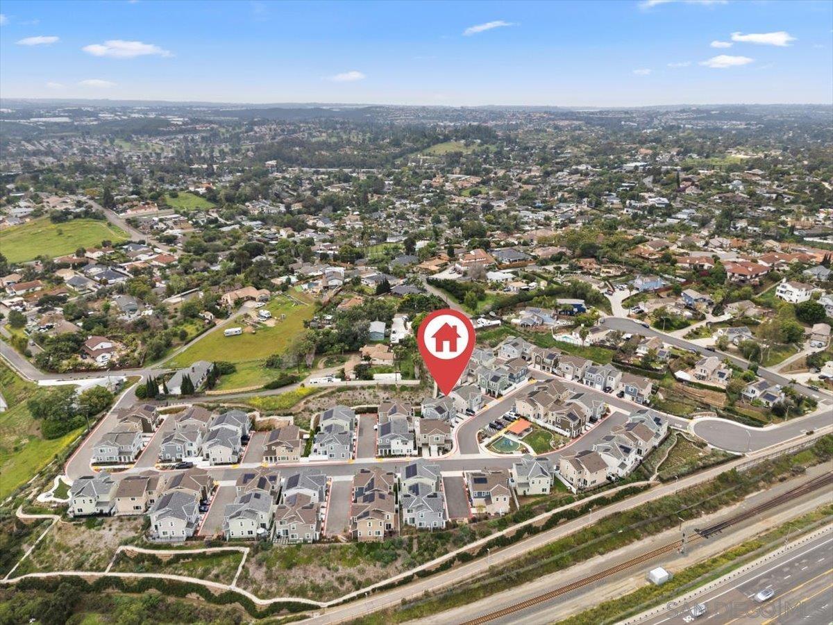 Detail Gallery Image 43 of 45 For 1521  Meriwood Way, Vista,  CA 92083 - 4 Beds | 2/1 Baths