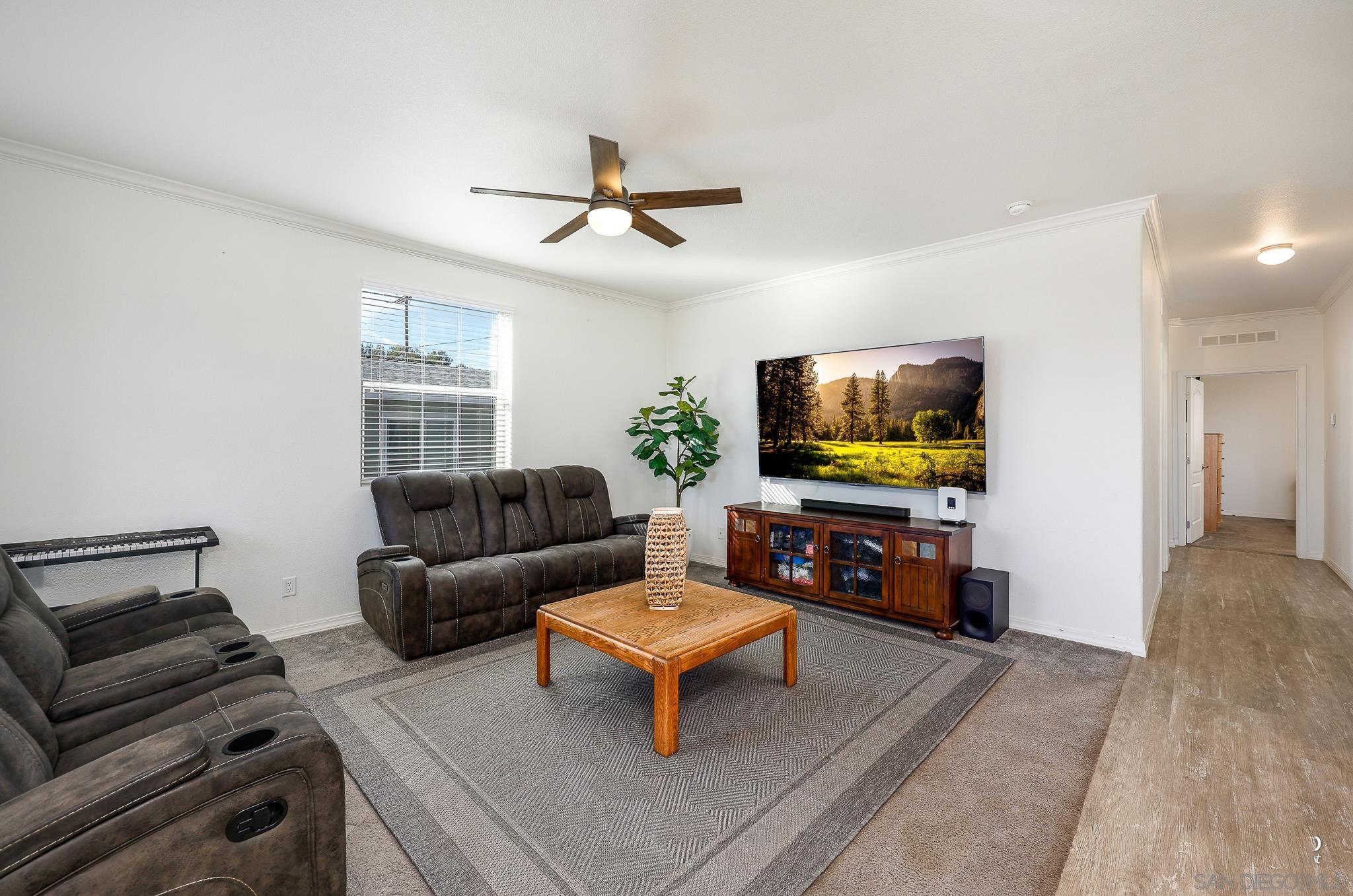 Detail Gallery Image 11 of 37 For 250  La Cresta Heights Rd  #SPC 12,  El Cajon,  CA 92021 - 3 Beds | 2 Baths