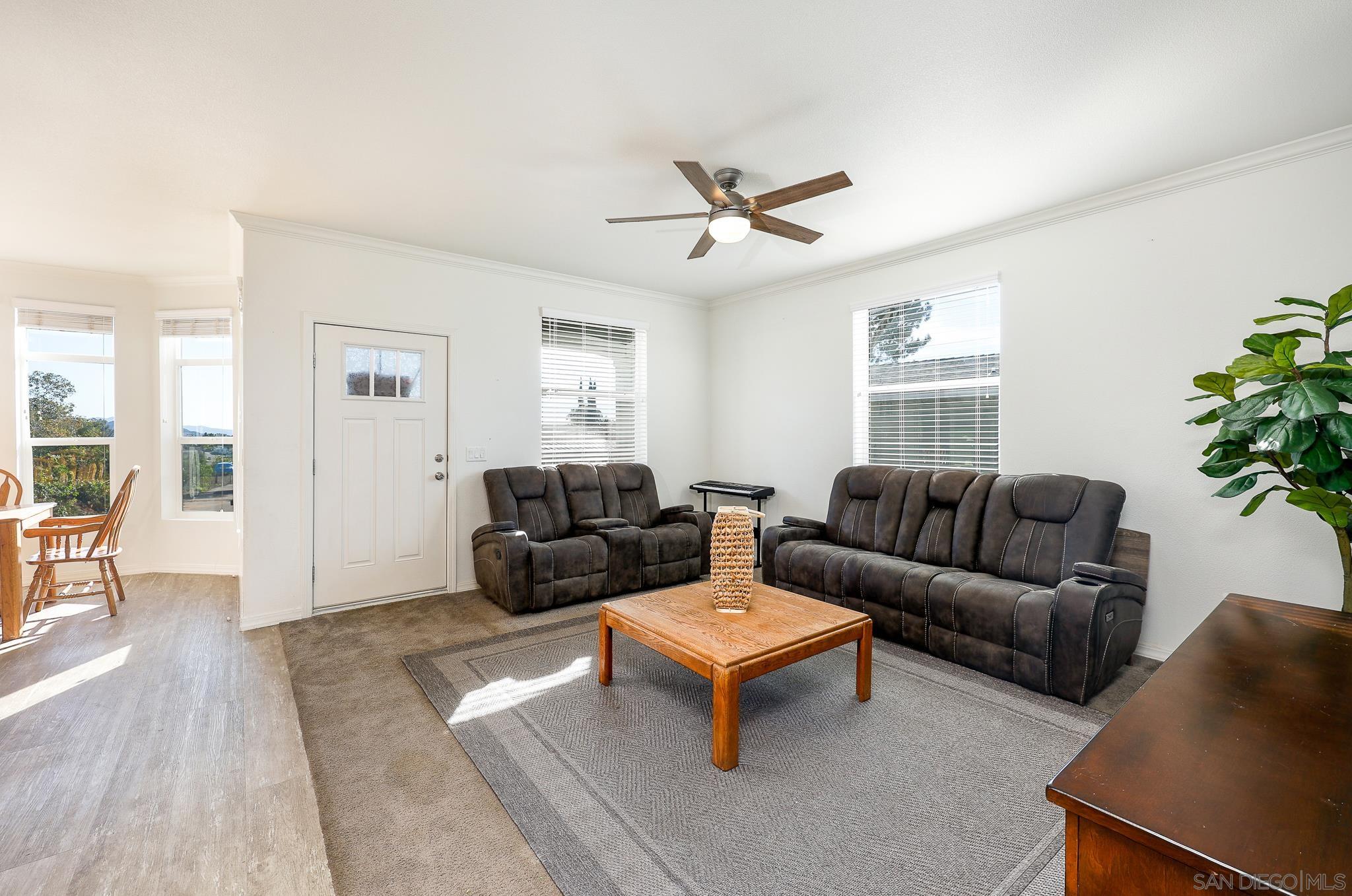 Detail Gallery Image 15 of 37 For 250  La Cresta Heights Rd  #SPC 12,  El Cajon,  CA 92021 - 3 Beds | 2 Baths