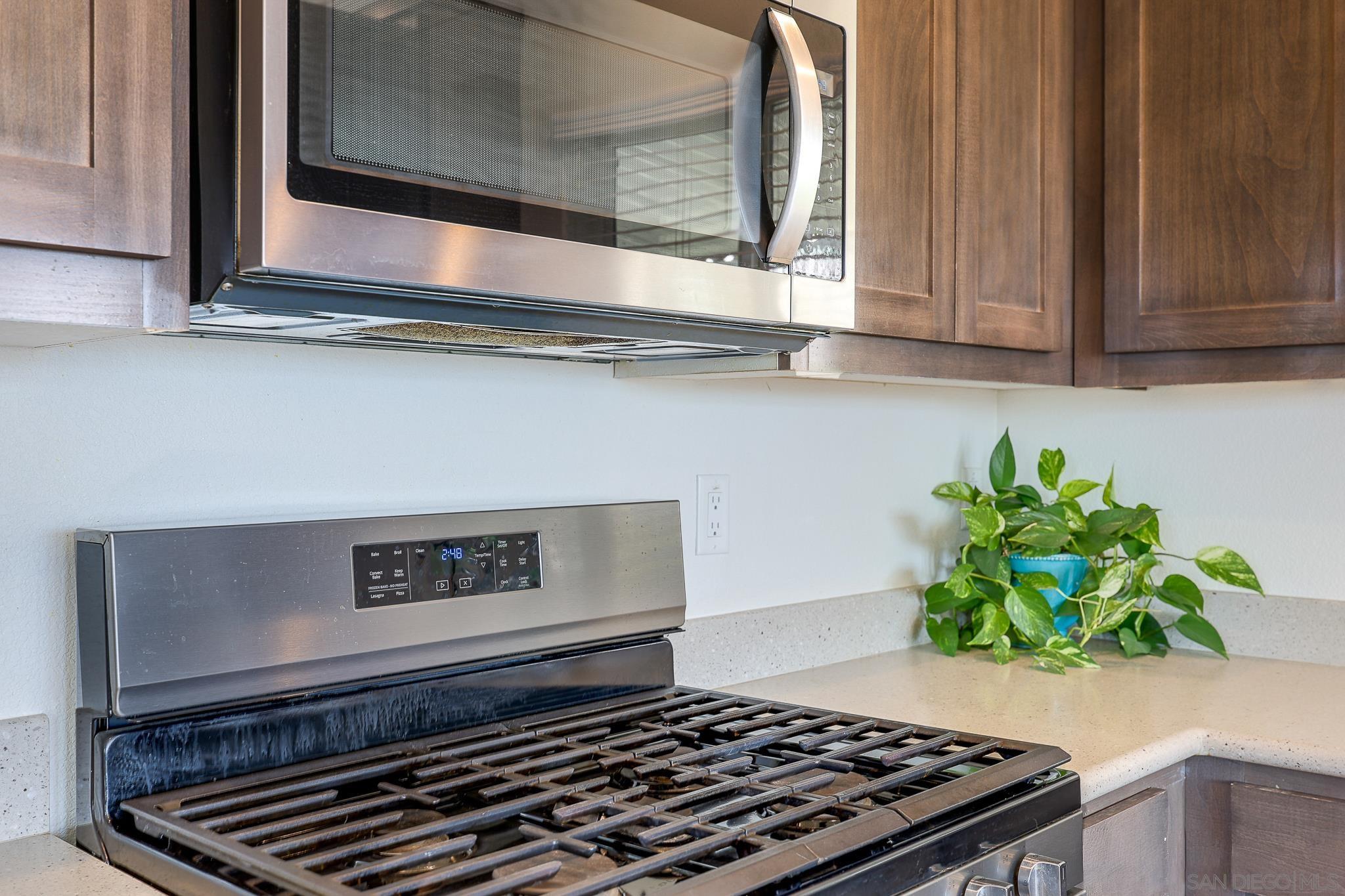 Detail Gallery Image 18 of 37 For 250  La Cresta Heights Rd  #SPC 12,  El Cajon,  CA 92021 - 3 Beds | 2 Baths