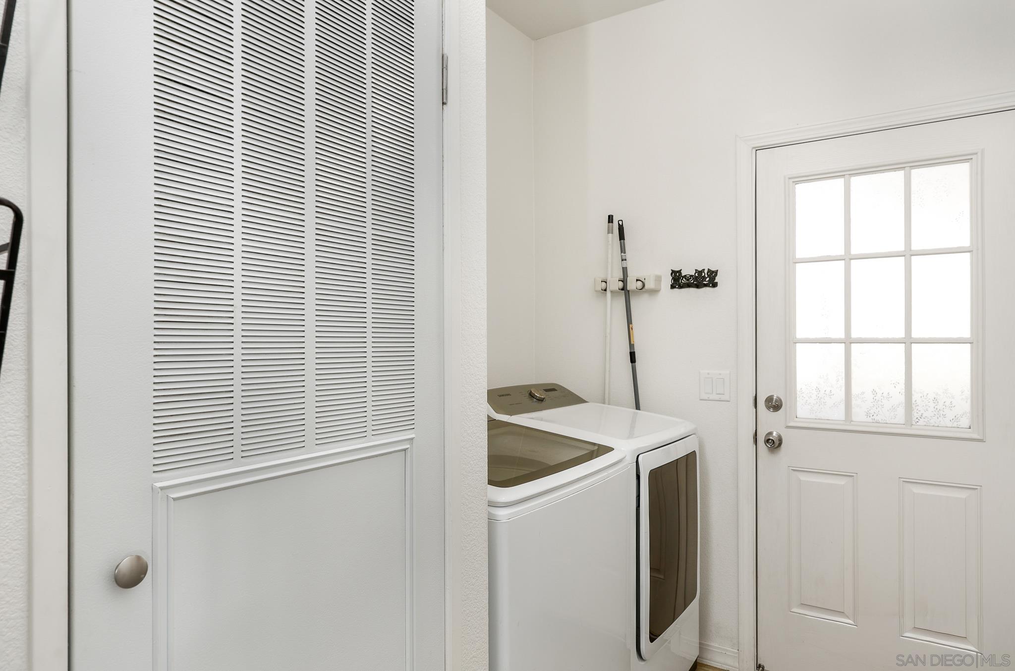 Detail Gallery Image 27 of 37 For 250  La Cresta Heights Rd  #SPC 12,  El Cajon,  CA 92021 - 3 Beds | 2 Baths