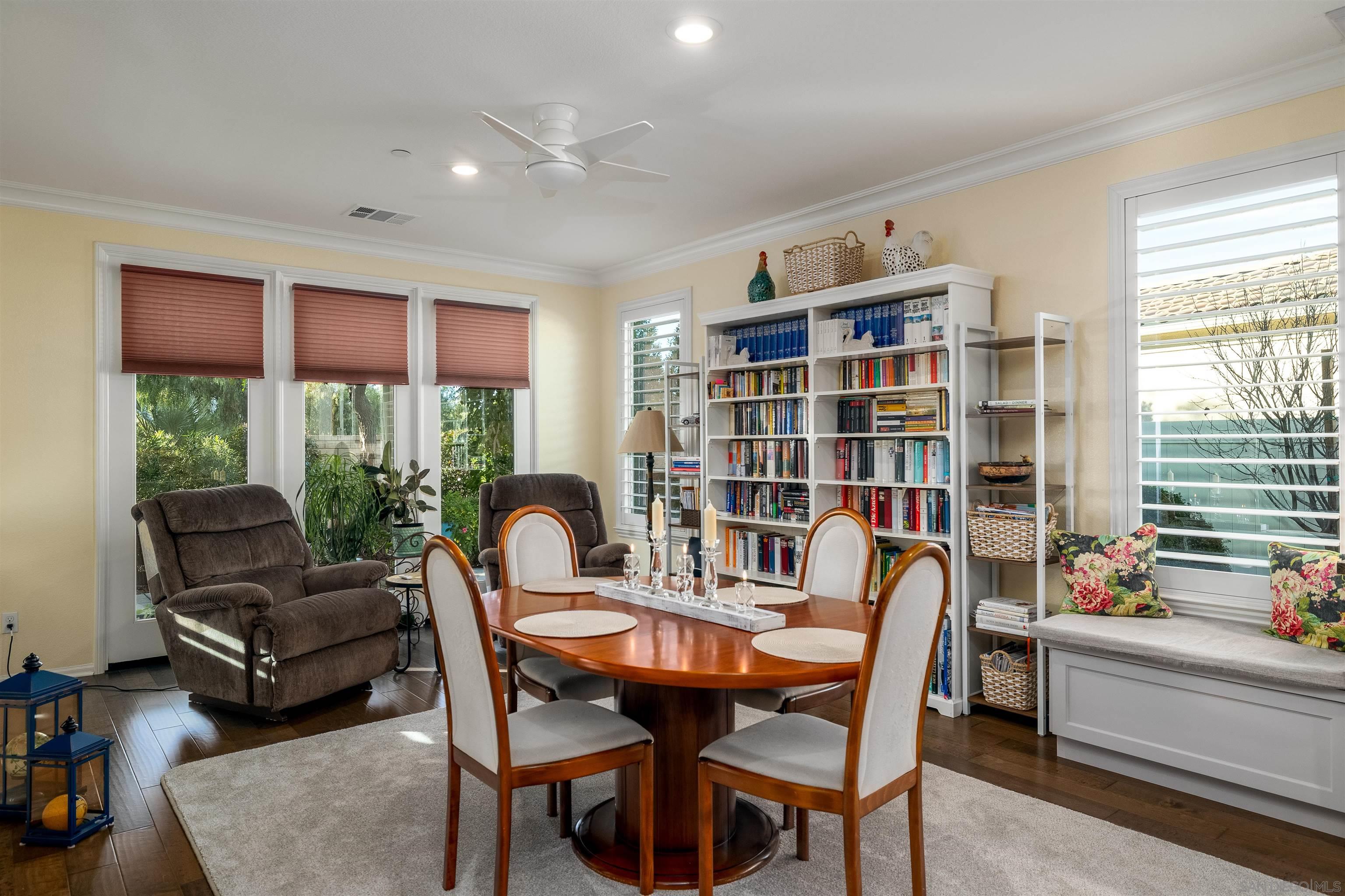 Detail Gallery Image 13 of 44 For 1371  Camino Sueno, Hemet,  CA 92545 - 3 Beds | 3 Baths