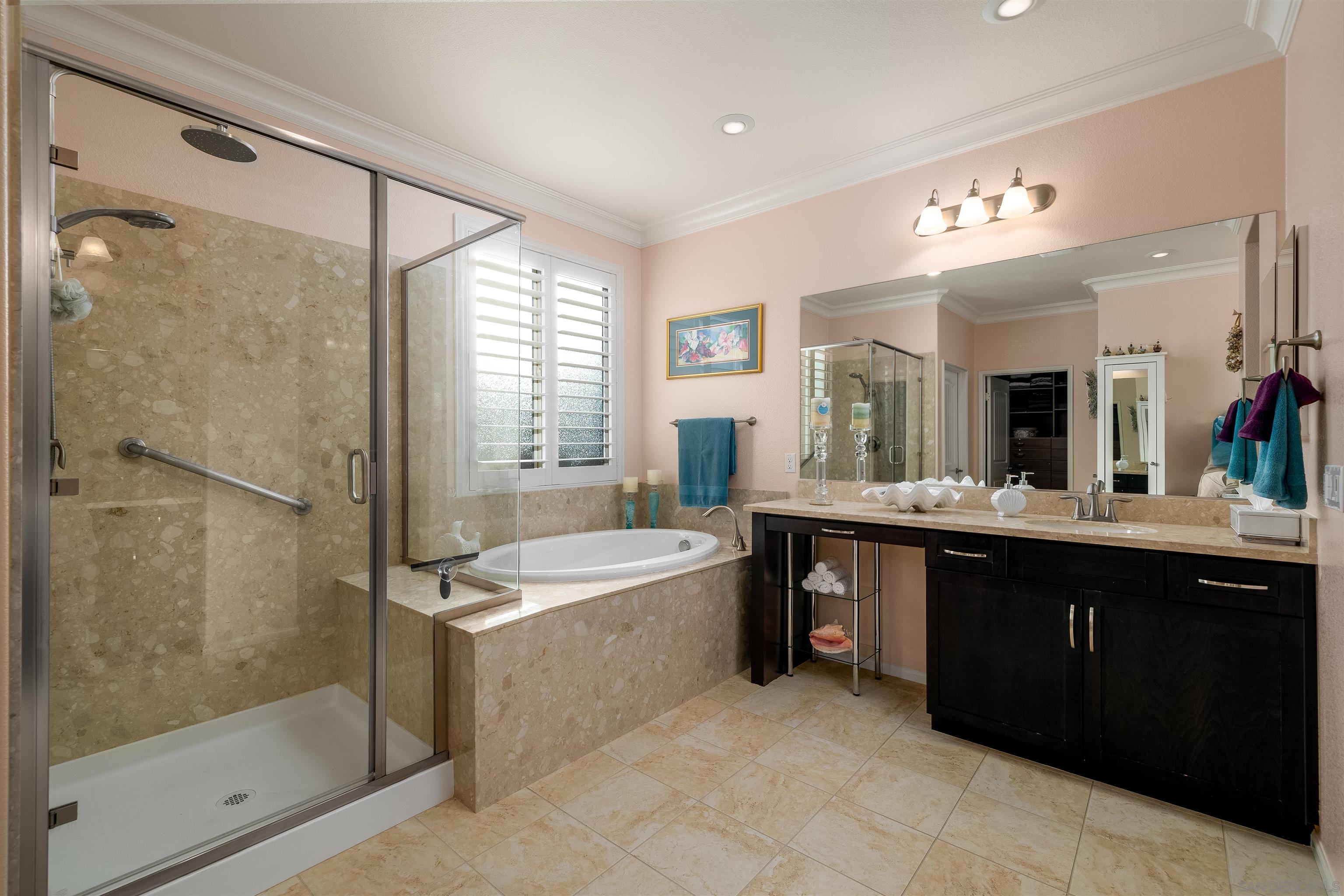 Detail Gallery Image 23 of 44 For 1371  Camino Sueno, Hemet,  CA 92545 - 3 Beds | 3 Baths