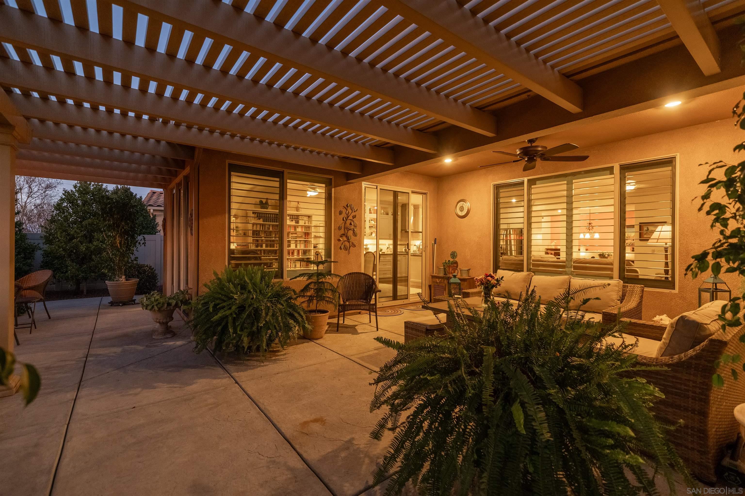 Detail Gallery Image 32 of 44 For 1371  Camino Sueno, Hemet,  CA 92545 - 3 Beds | 3 Baths