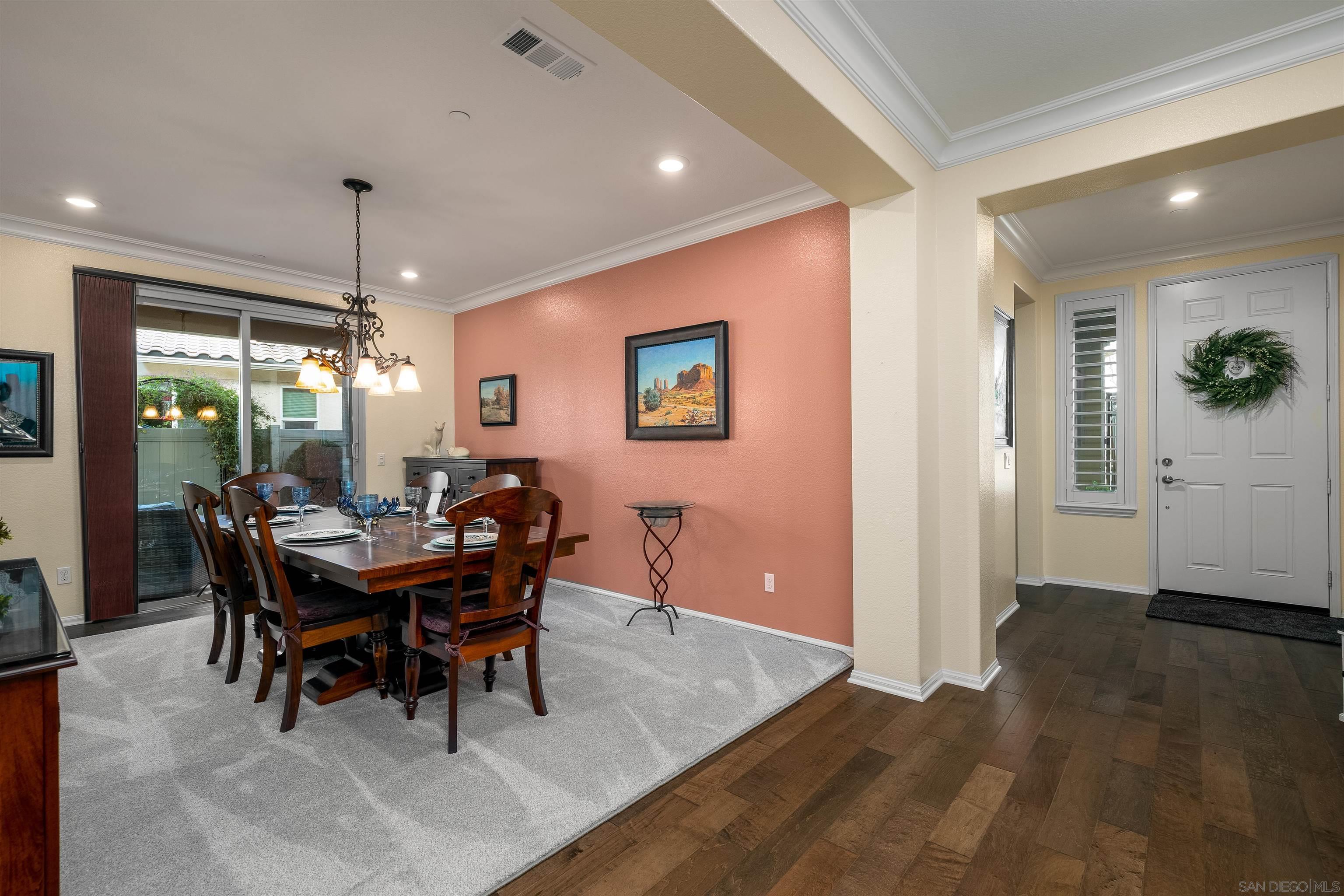 Detail Gallery Image 5 of 44 For 1371  Camino Sueno, Hemet,  CA 92545 - 3 Beds | 3 Baths