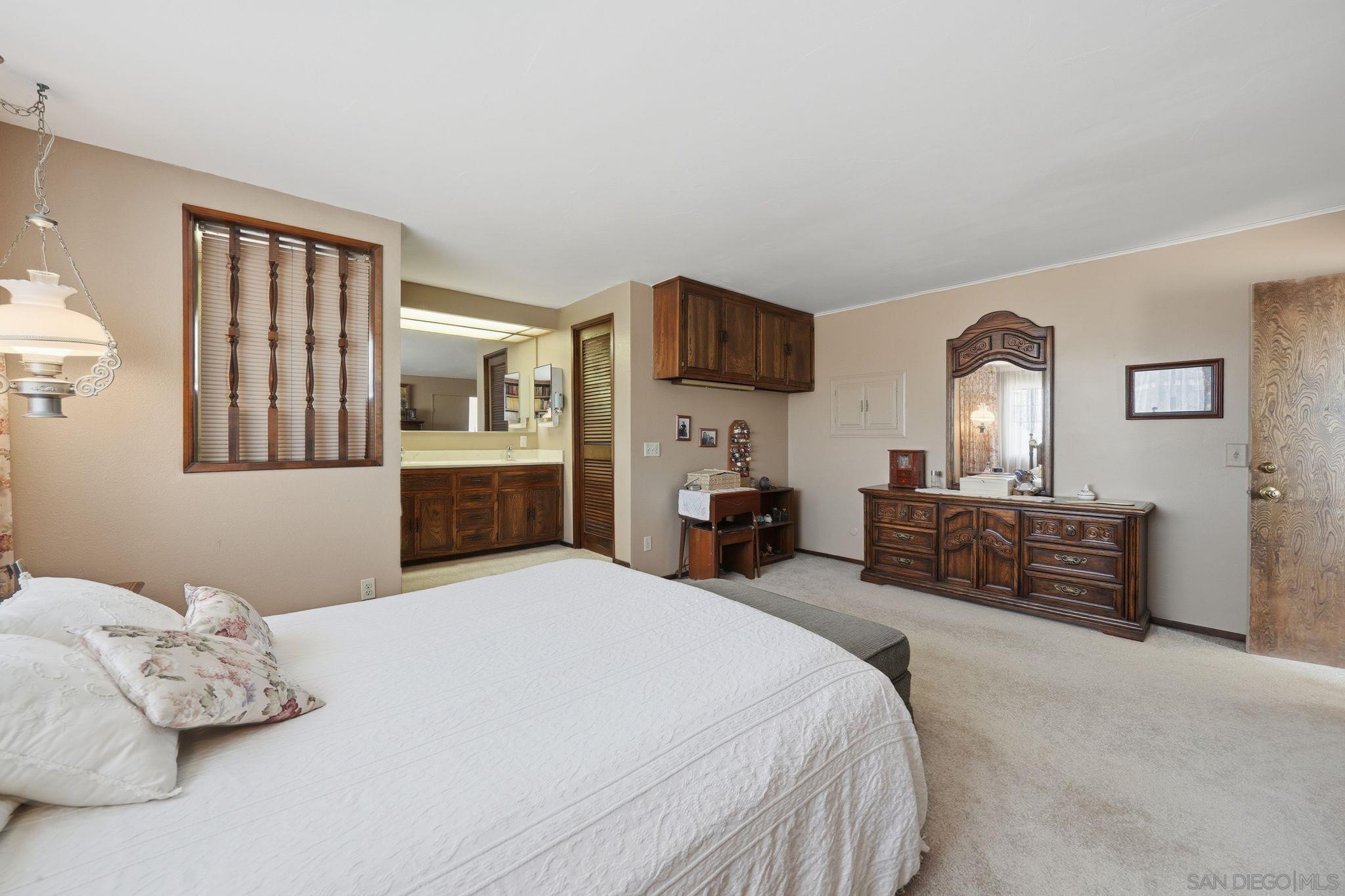 Detail Gallery Image 9 of 23 For 13849  Gorrion Ct, El Cajon,  CA 92021 - 4 Beds | 3 Baths