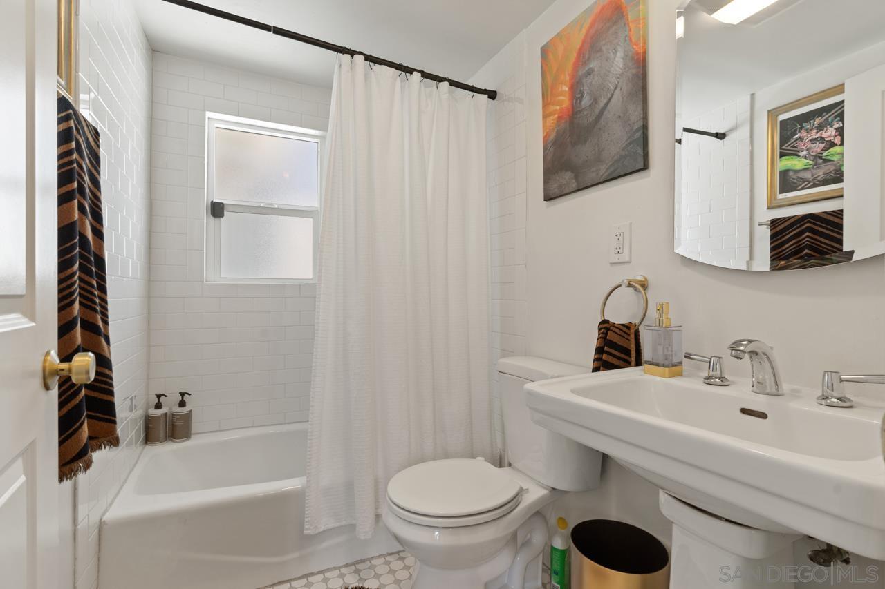 Detail Gallery Image 15 of 49 For 762  Cerro Gordo, San Diego,  CA 92102 - 2 Beds | 2 Baths