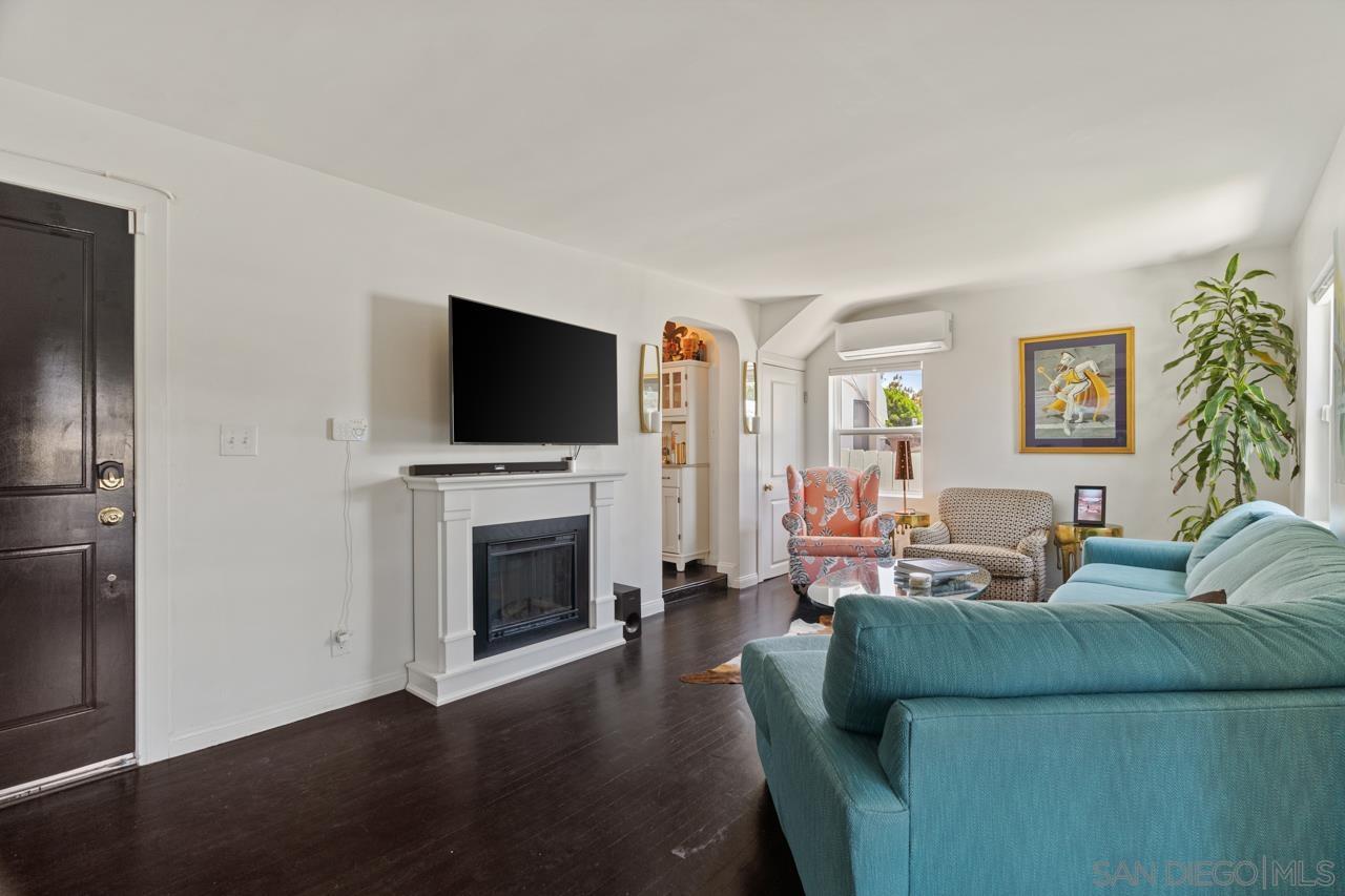 Detail Gallery Image 9 of 49 For 762  Cerro Gordo, San Diego,  CA 92102 - 2 Beds | 2 Baths