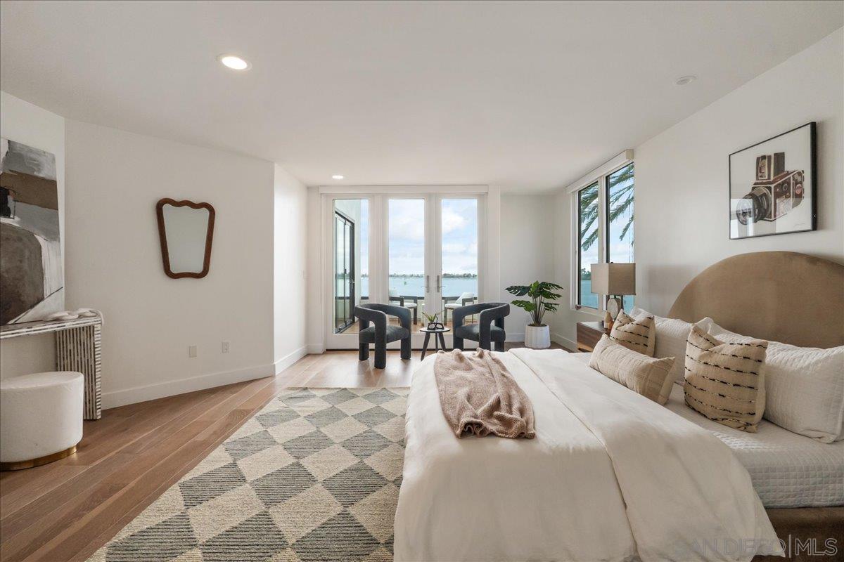 Detail Gallery Image 26 of 62 For 3535  Riviera Drive, San Diego,  CA 92109 - 4 Beds | 3/1 Baths