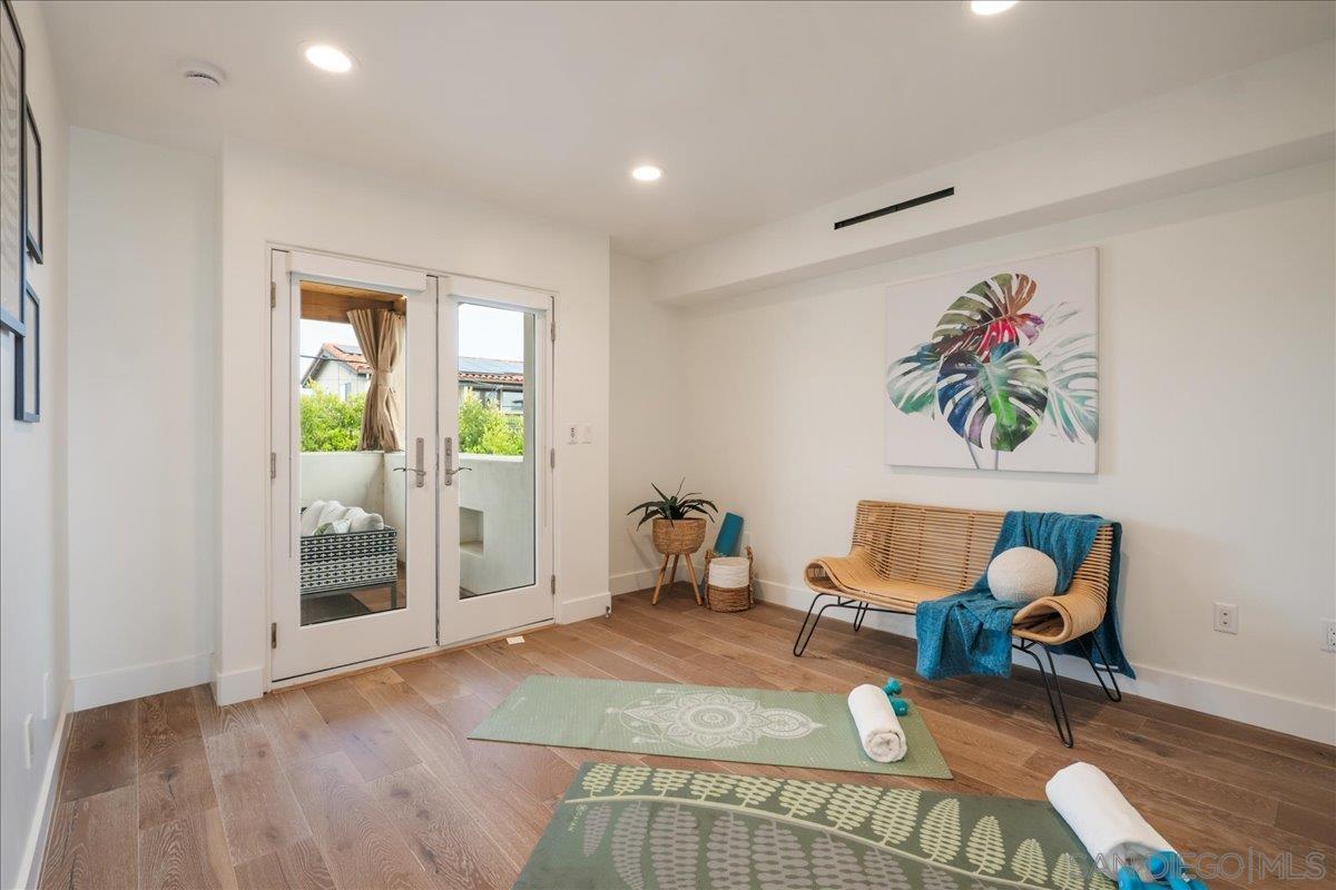 Detail Gallery Image 33 of 62 For 3535  Riviera Drive, San Diego,  CA 92109 - 4 Beds | 3/1 Baths