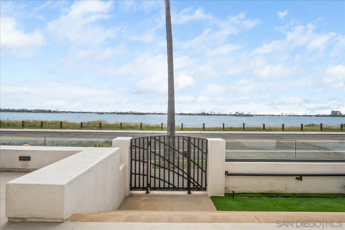 Detail Gallery Image 48 of 62 For 3535  Riviera Drive, San Diego,  CA 92109 - 4 Beds | 3/1 Baths