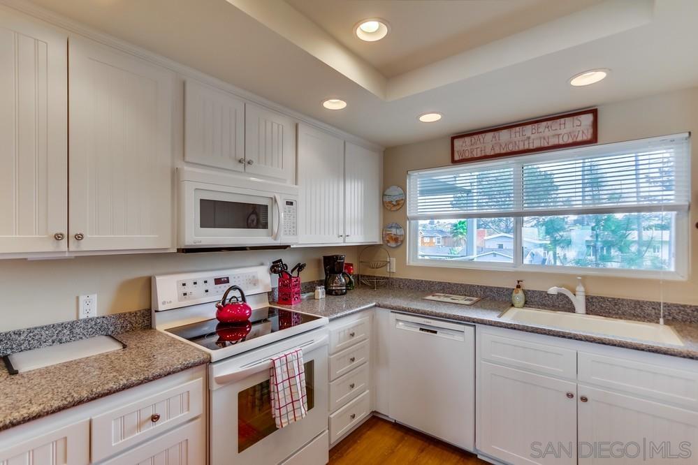 Detail Gallery Image 18 of 33 For 239 S Helix Ave  25, Solana Beach,  CA 92075 - 2 Beds | 2 Baths