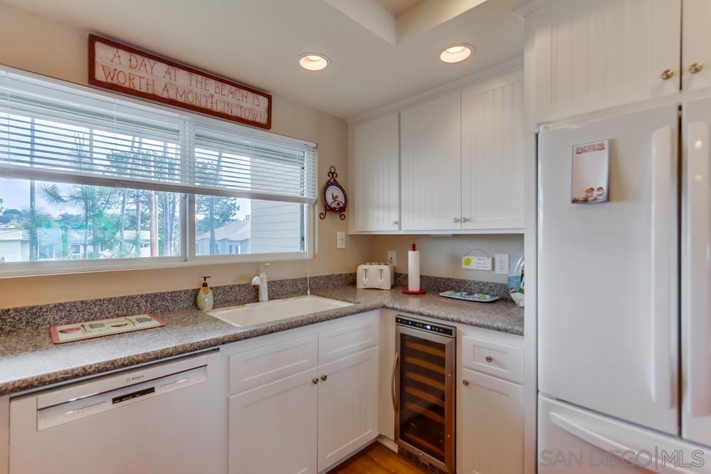 Detail Gallery Image 19 of 33 For 239 S Helix Ave  25, Solana Beach,  CA 92075 - 2 Beds | 2 Baths