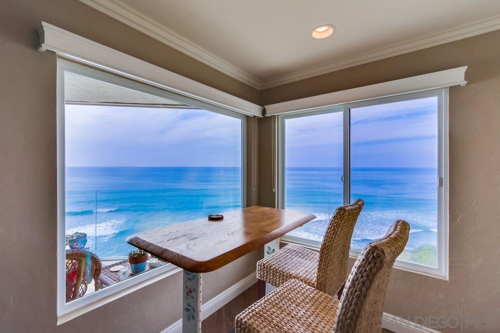 Detail Gallery Image 5 of 33 For 239 S Helix Ave  25, Solana Beach,  CA 92075 - 2 Beds | 2 Baths