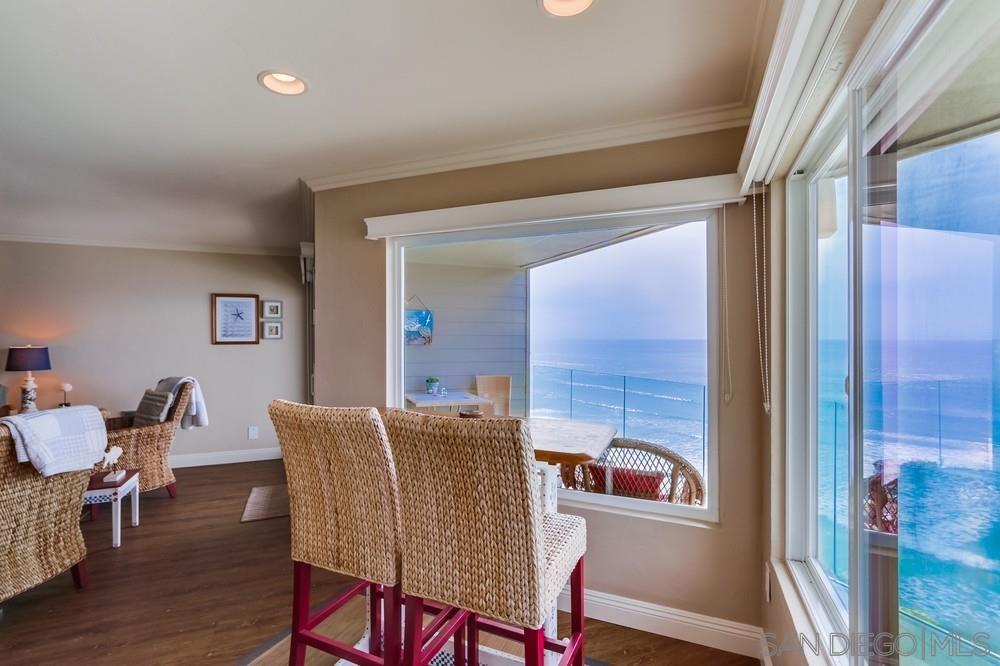 Detail Gallery Image 7 of 33 For 239 S Helix Ave  25, Solana Beach,  CA 92075 - 2 Beds | 2 Baths