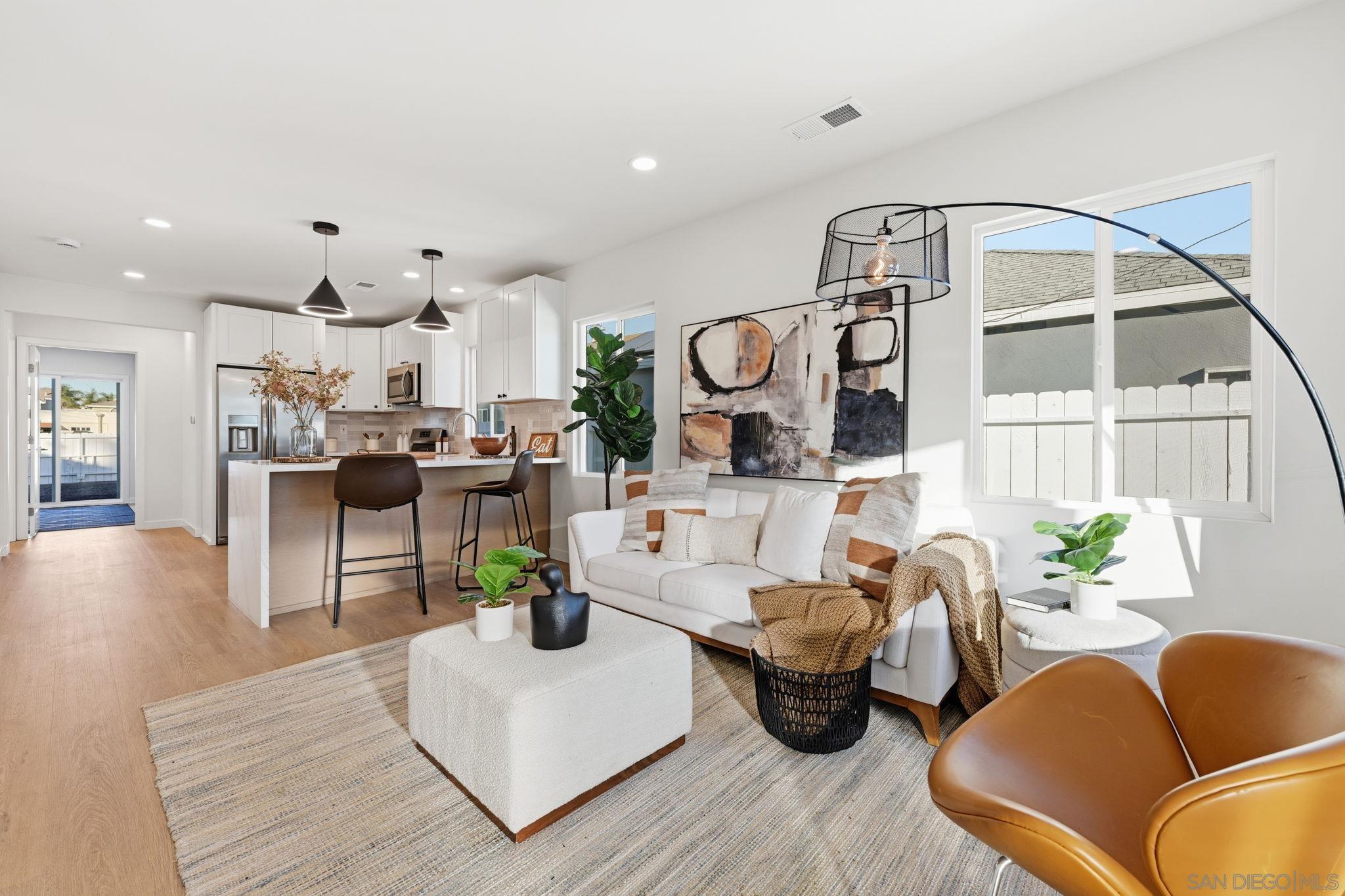 Front Image Thumbnail for SD260005299