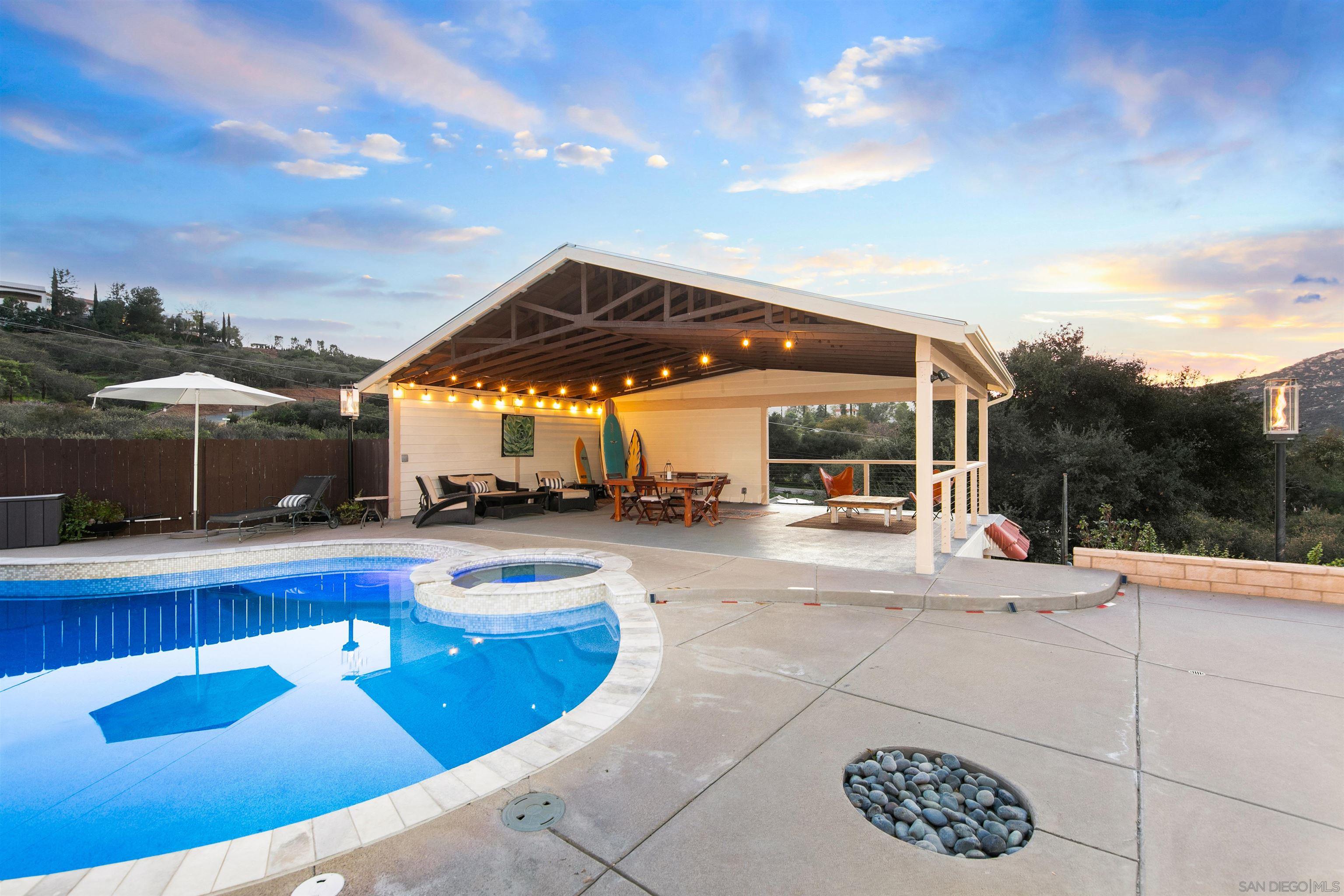 Detail Gallery Image 31 of 41 For 580-582  South Grade, Alpine,  CA 91901 - 4 Beds | 2/1 Baths