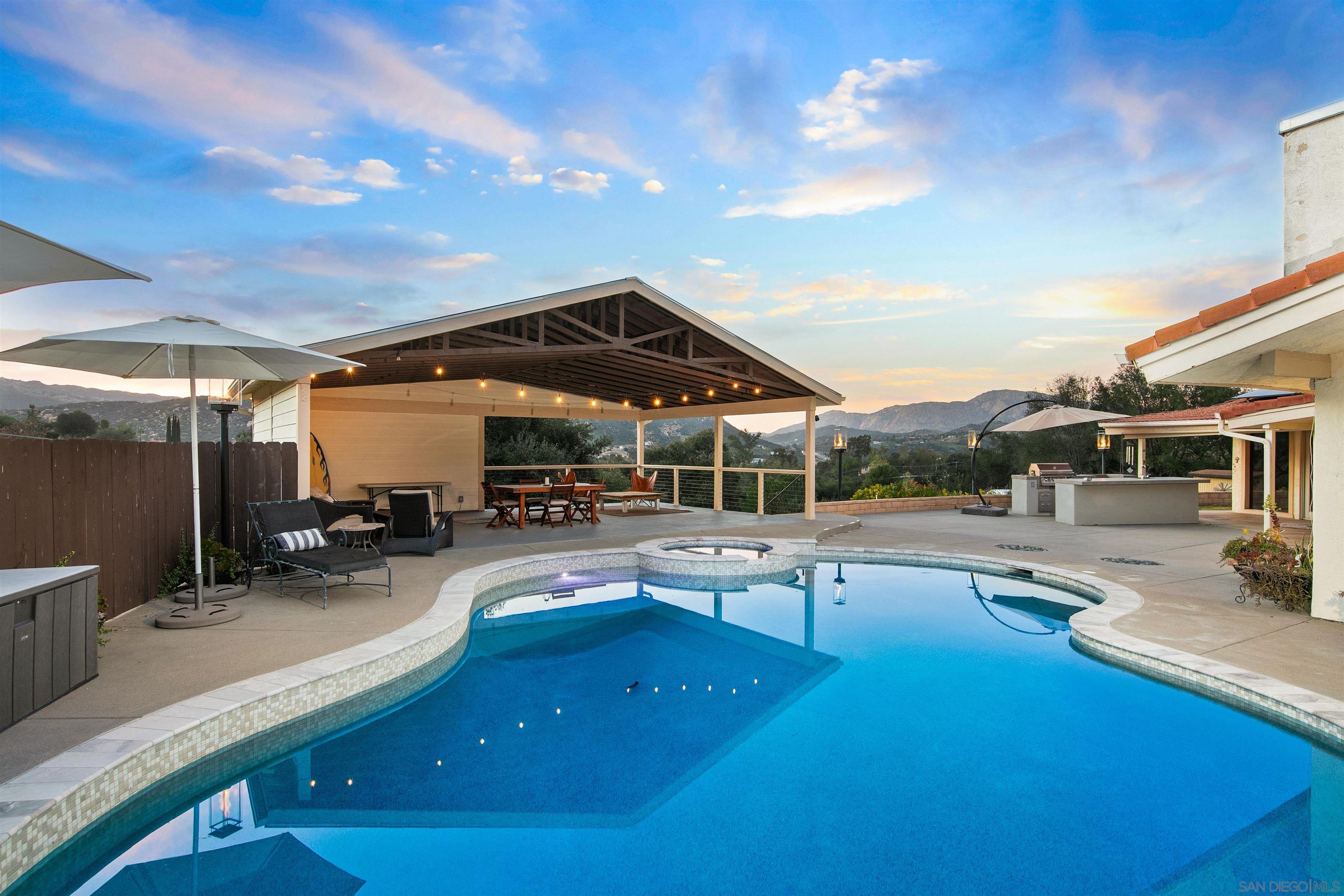 Detail Gallery Image 37 of 41 For 580-582  South Grade, Alpine,  CA 91901 - 4 Beds | 2/1 Baths