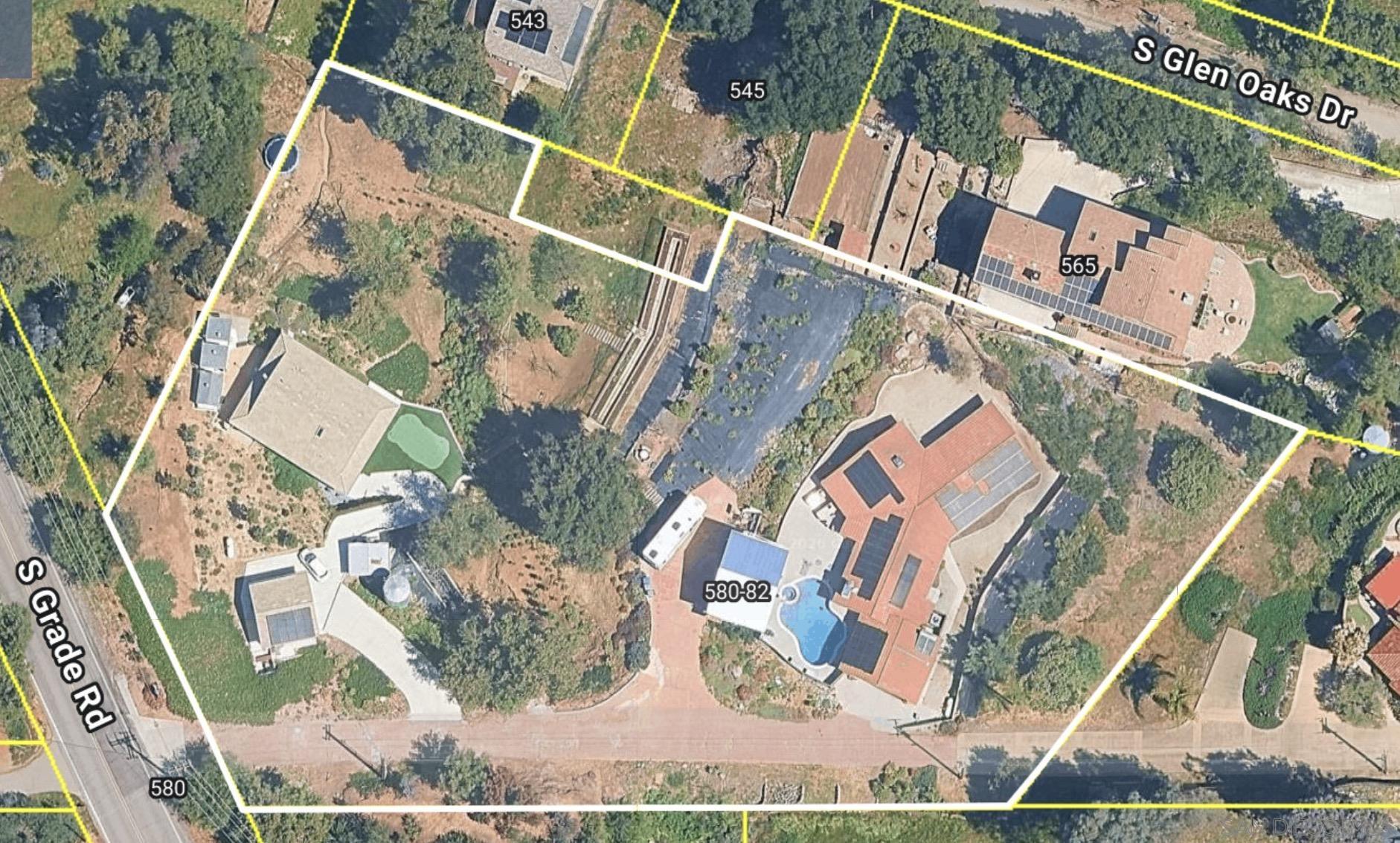 Detail Gallery Image 38 of 41 For 580-582  South Grade, Alpine,  CA 91901 - 4 Beds | 2/1 Baths