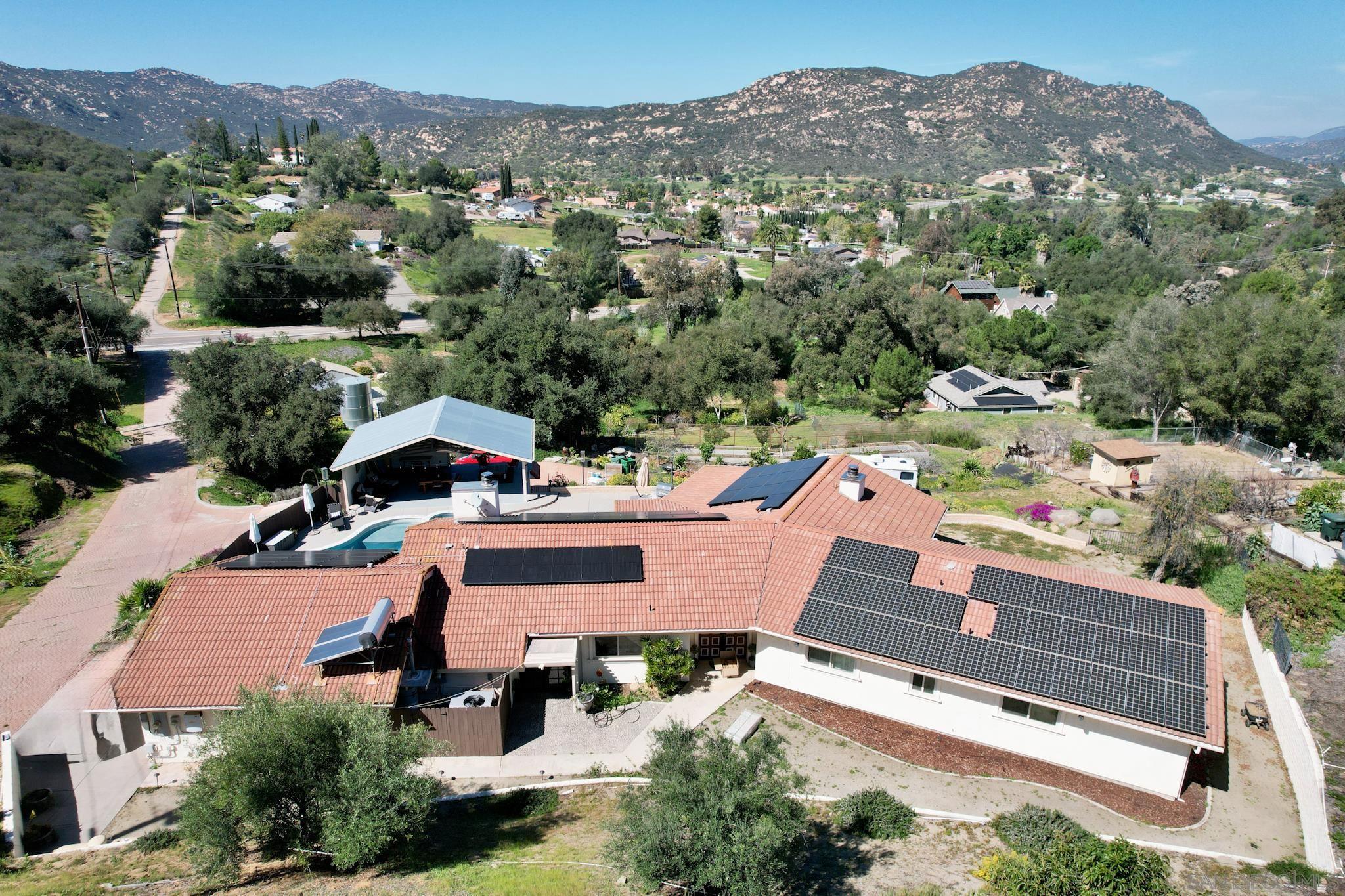 Detail Gallery Image 39 of 41 For 580-582  South Grade, Alpine,  CA 91901 - 4 Beds | 2/1 Baths