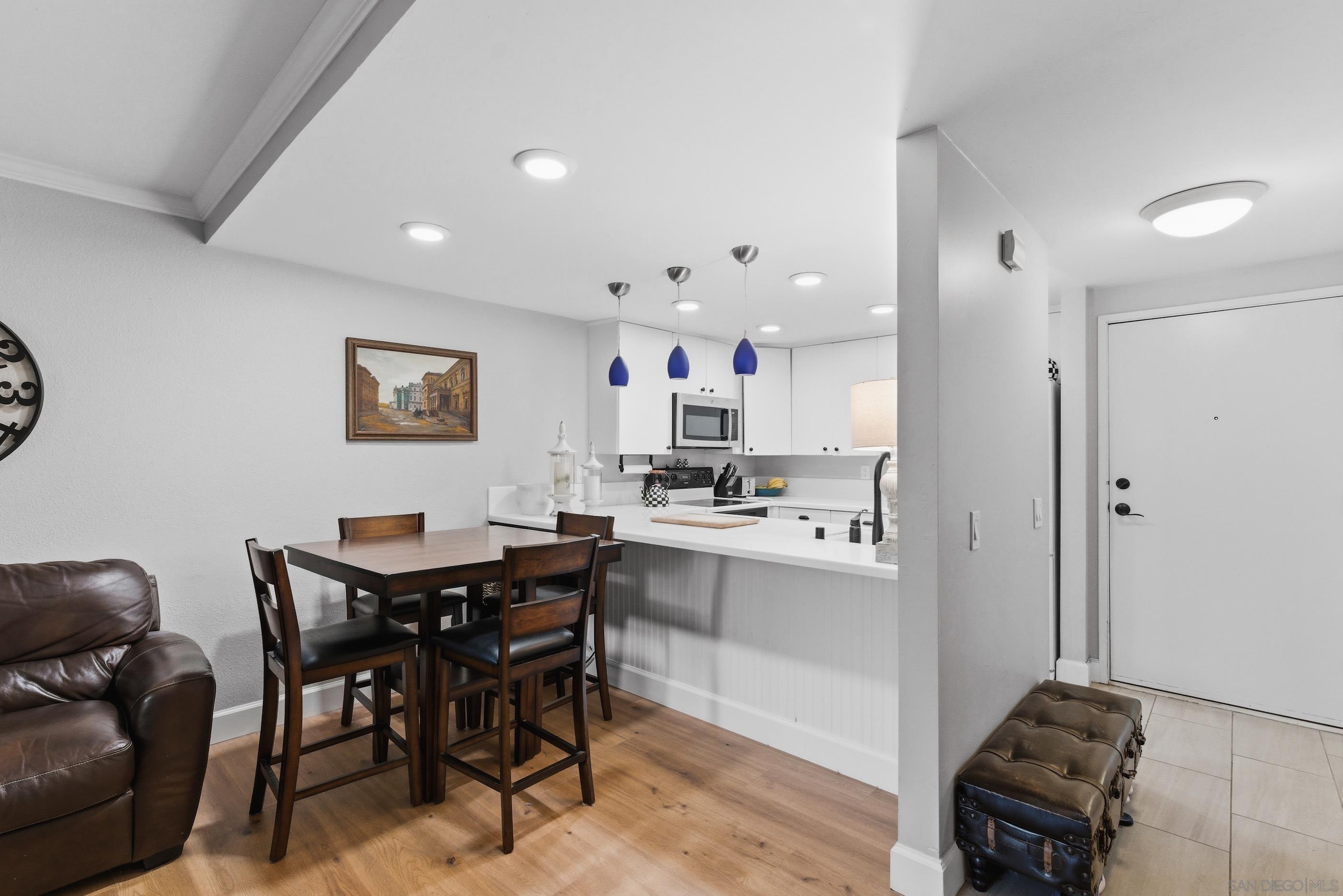 Detail Gallery Image 18 of 42 For 8368  via Sonoma E, La Jolla,  CA 92037 - 1 Beds | 1 Baths