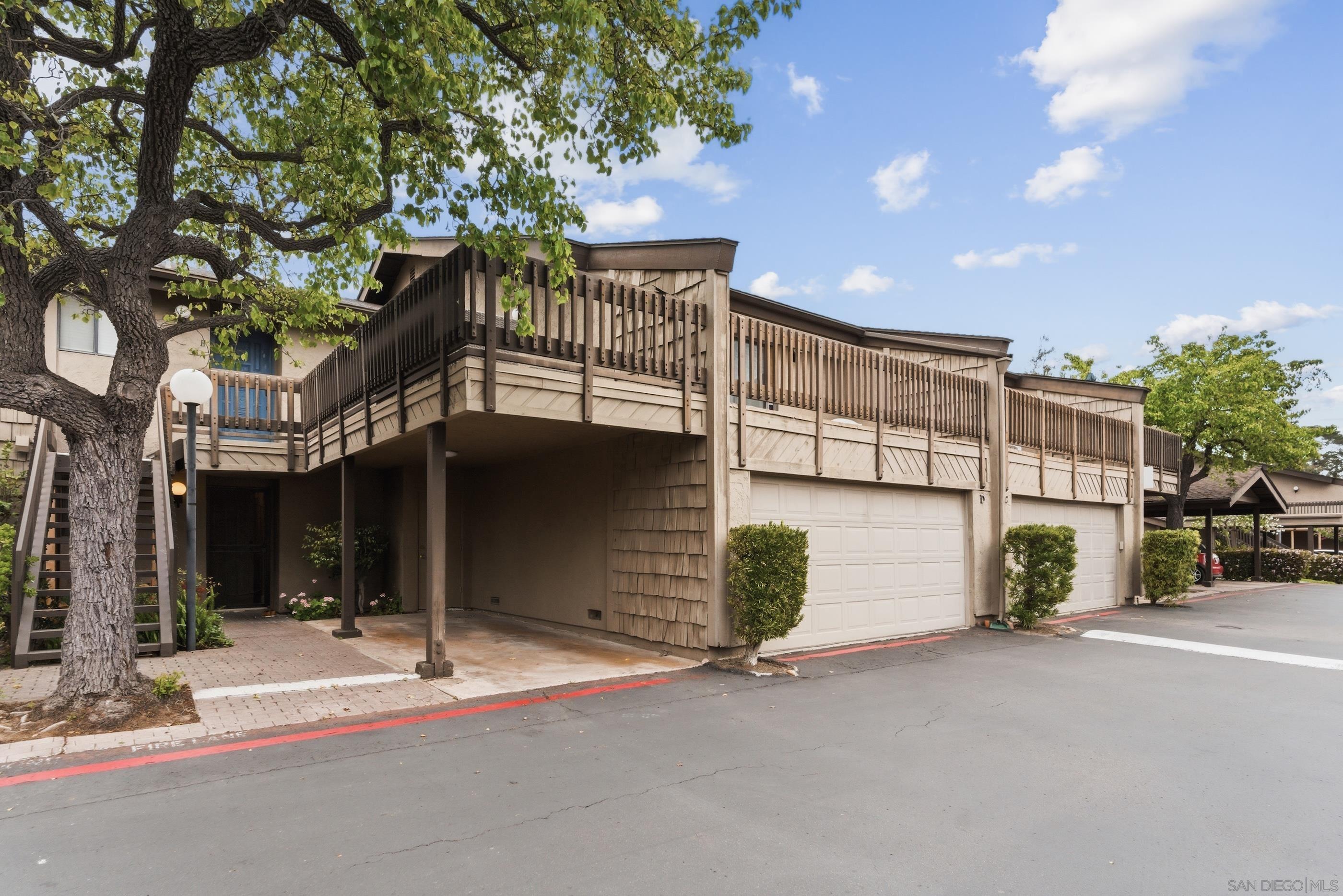 Detail Gallery Image 4 of 42 For 8368  via Sonoma E, La Jolla,  CA 92037 - 1 Beds | 1 Baths