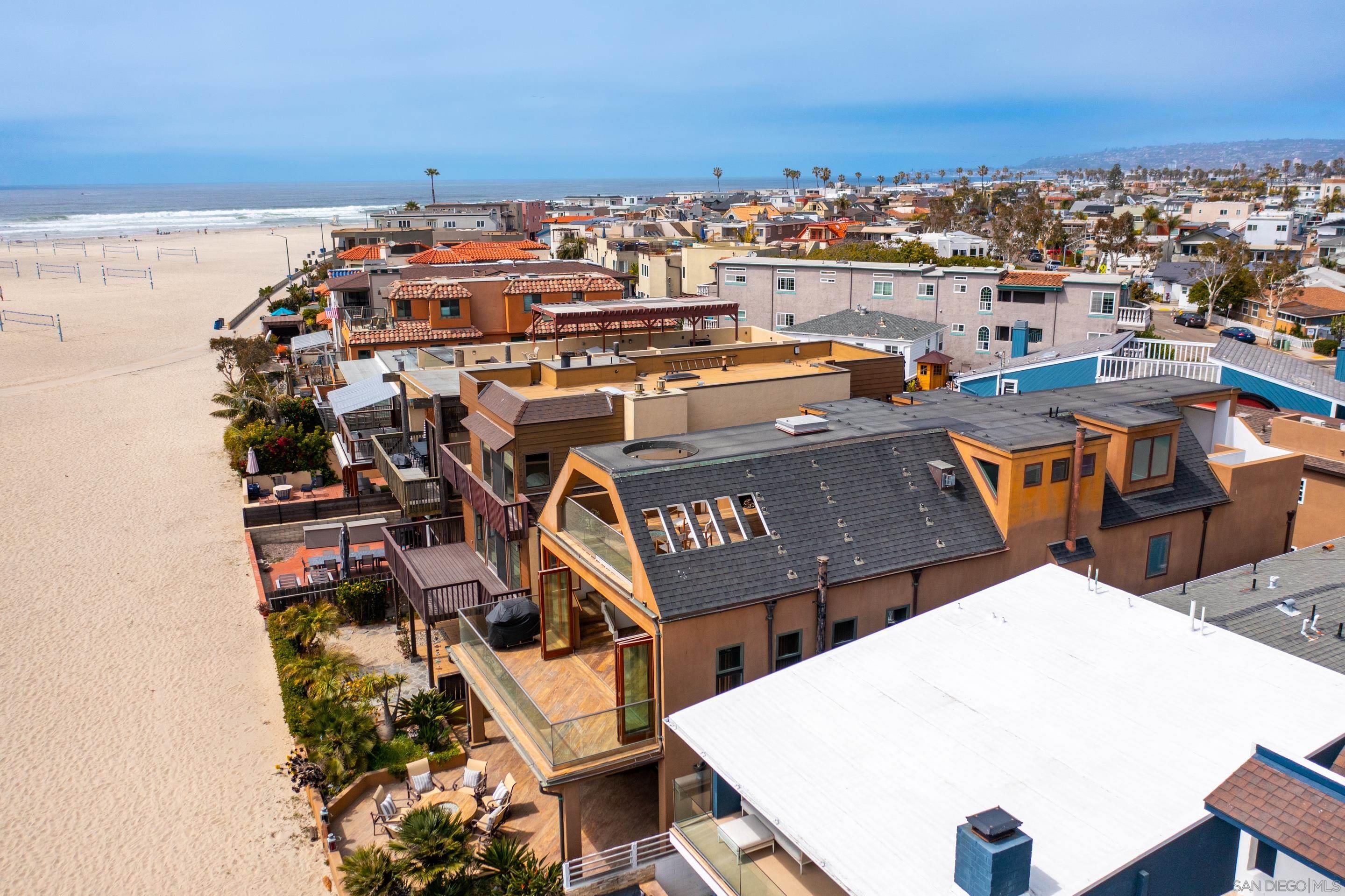 Detail Gallery Image 17 of 52 For 2617  Ocean Front Walk, San Diego,  CA 92109 - 4 Beds | 6 Baths