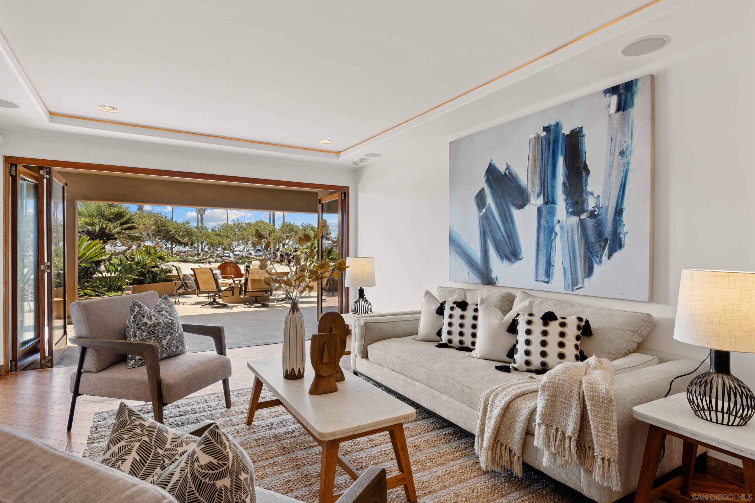 Detail Gallery Image 24 of 52 For 2617  Ocean Front Walk, San Diego,  CA 92109 - 4 Beds | 6 Baths