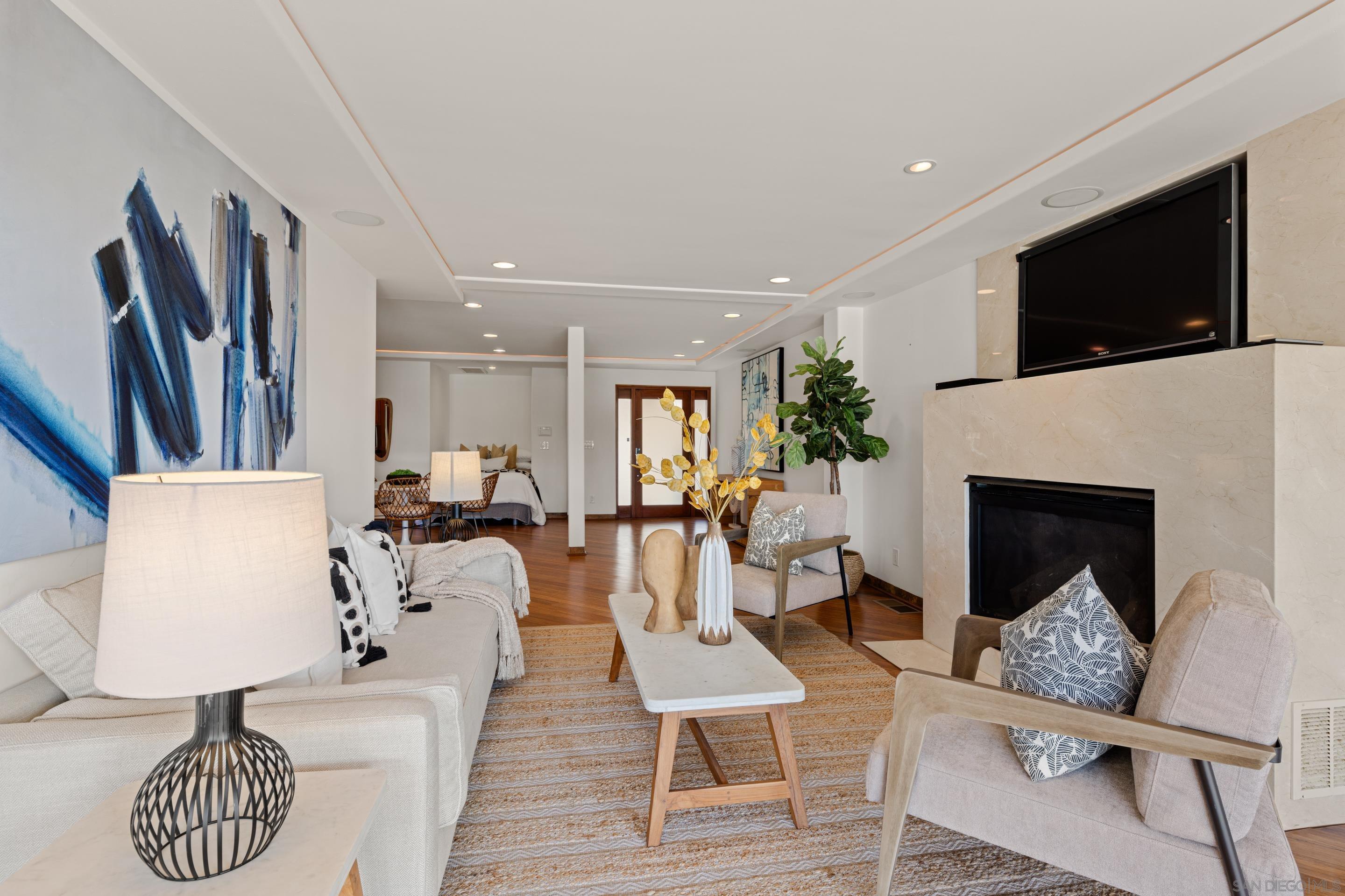 Detail Gallery Image 25 of 52 For 2617  Ocean Front Walk, San Diego,  CA 92109 - 4 Beds | 6 Baths