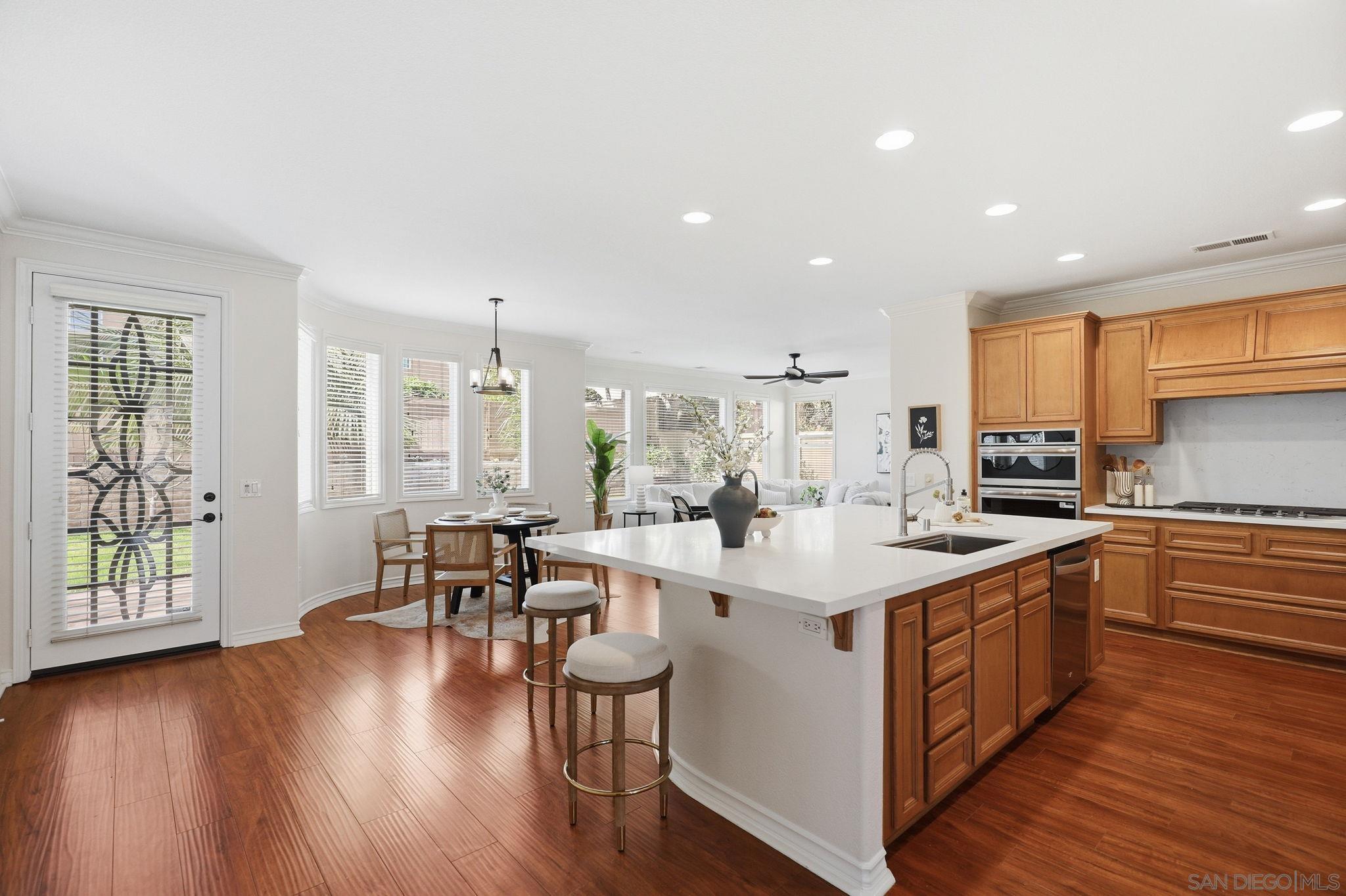 Detail Gallery Image 30 of 72 For 13286  Trailhead Place, San Diego,  CA 92129 - 5 Beds | 4/1 Baths