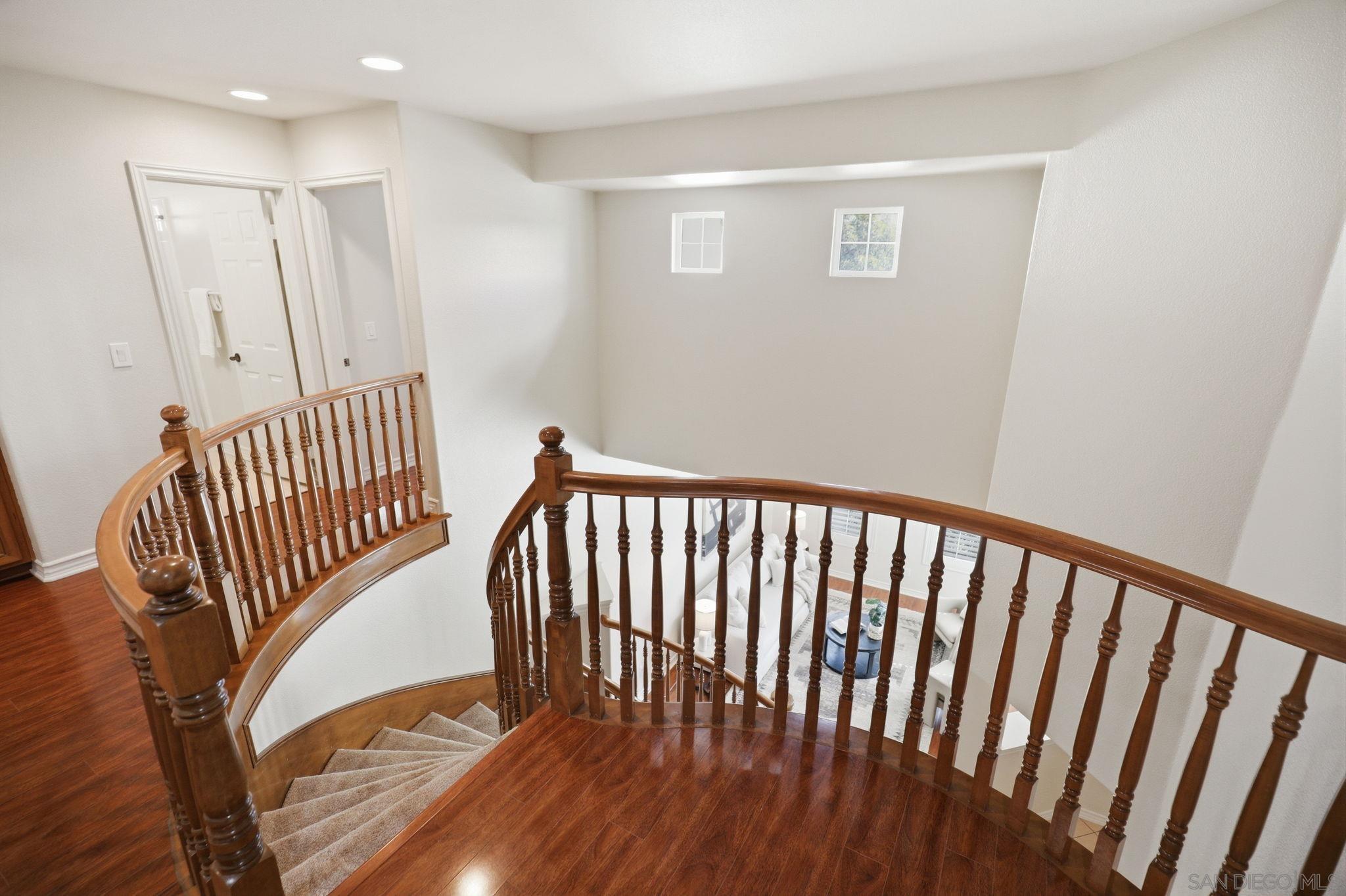 Detail Gallery Image 38 of 72 For 13286  Trailhead Place, San Diego,  CA 92129 - 5 Beds | 4/1 Baths