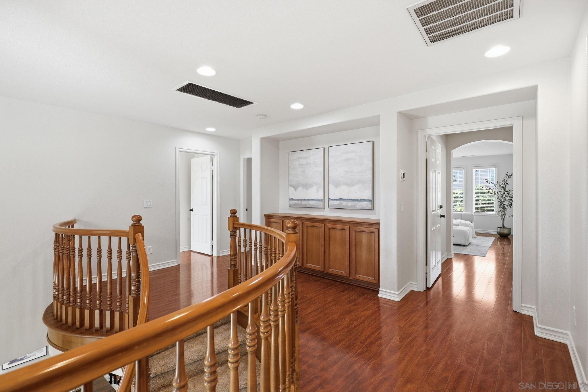 Detail Gallery Image 40 of 72 For 13286  Trailhead Place, San Diego,  CA 92129 - 5 Beds | 4/1 Baths