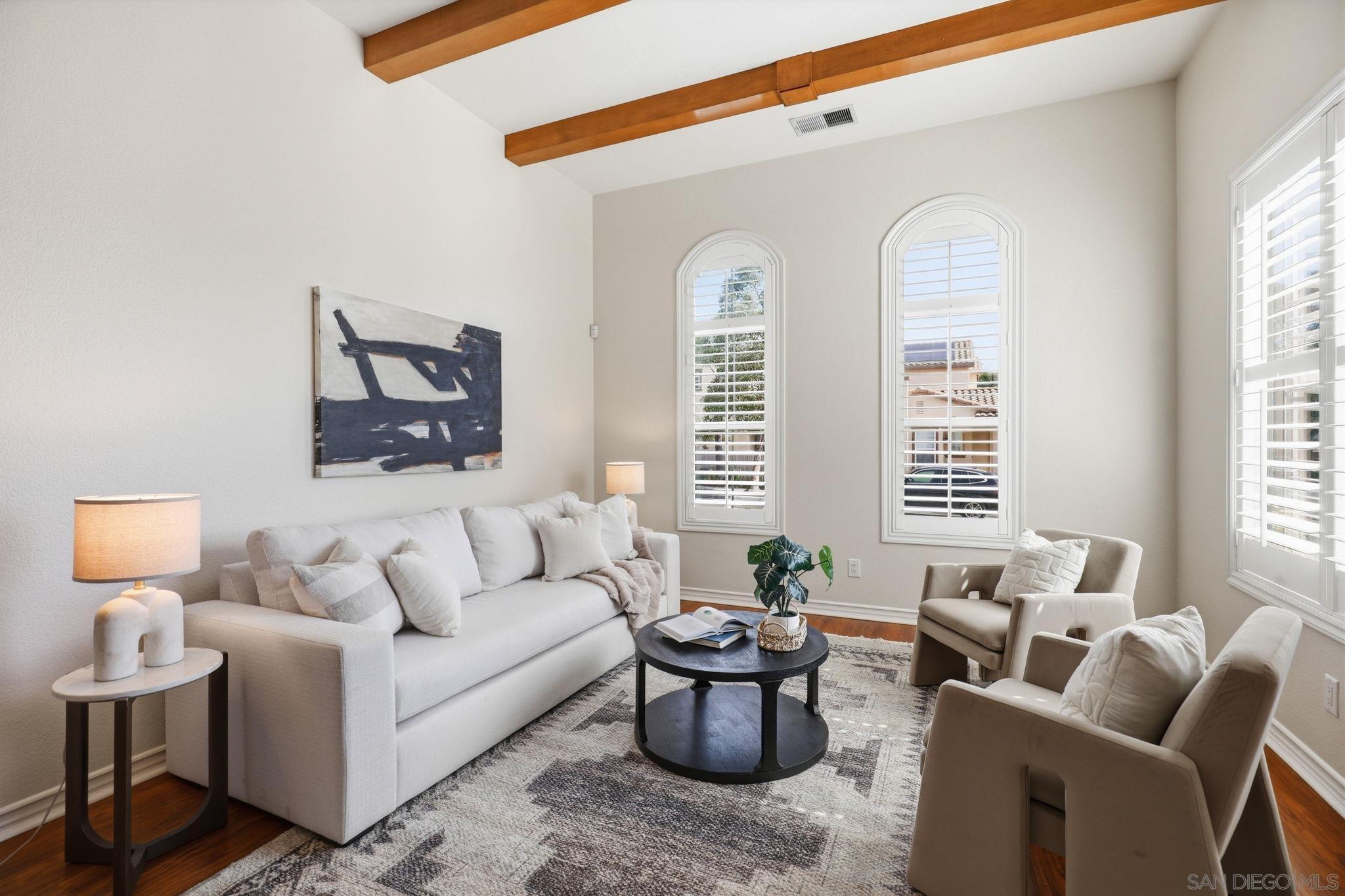 Detail Gallery Image 6 of 72 For 13286  Trailhead Place, San Diego,  CA 92129 - 5 Beds | 4/1 Baths