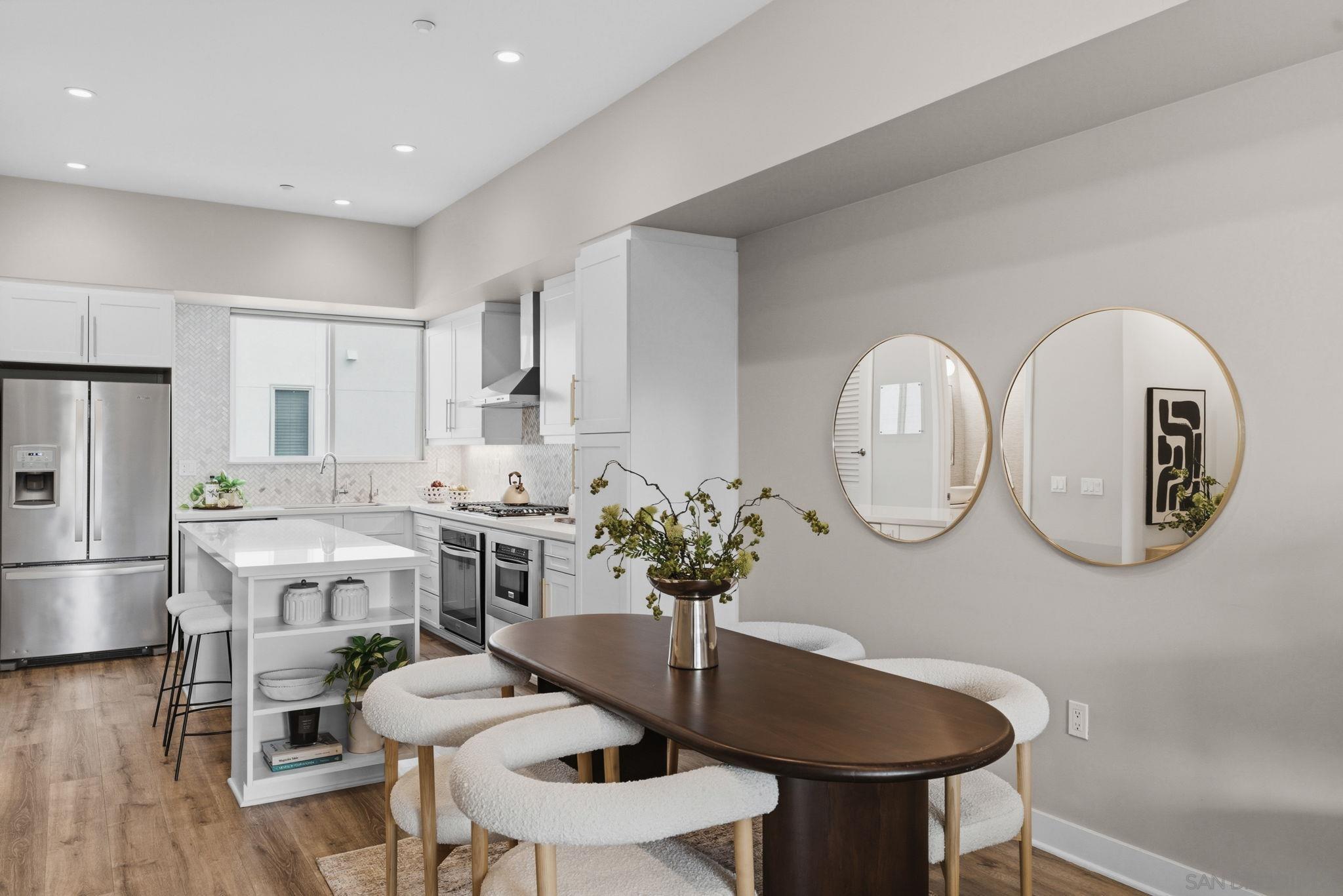 Detail Gallery Image 2 of 19 For 2055  5th Ave, San Diego,  CA 92101 - 3 Beds | 2/1 Baths