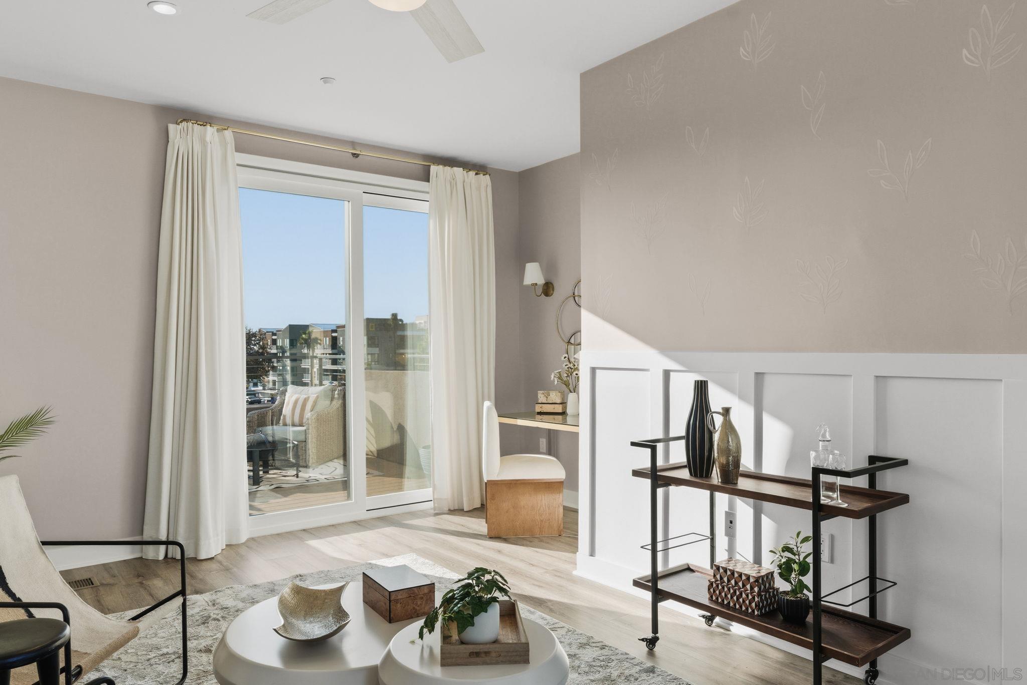 Detail Gallery Image 14 of 19 For 2055  5th Ave, San Diego,  CA 92101 - 3 Beds | 2/1 Baths