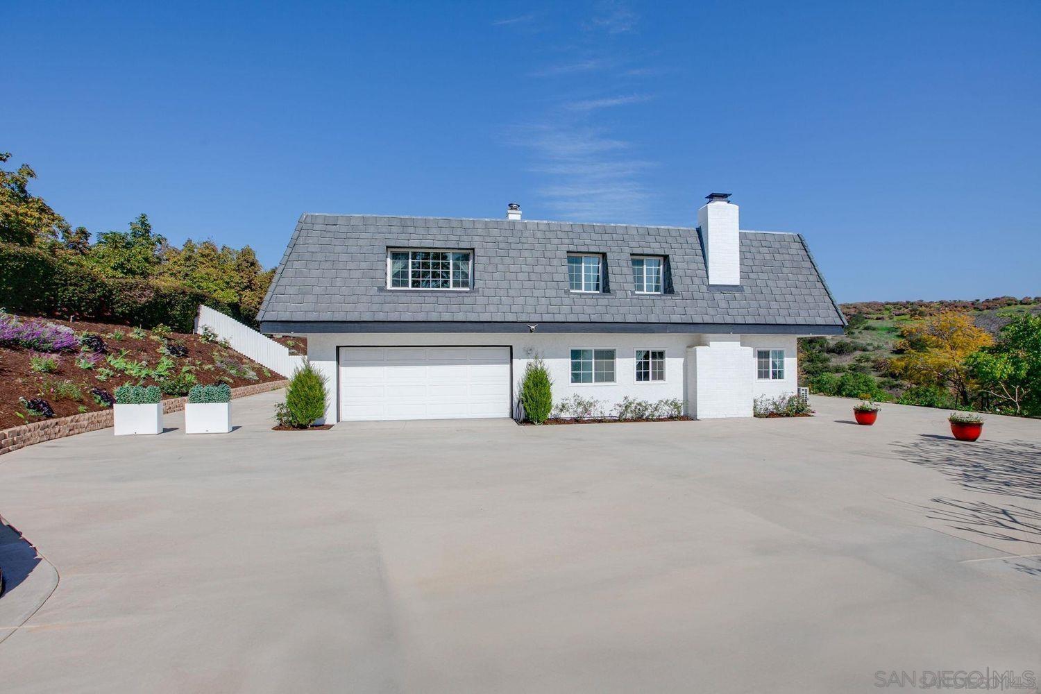 Detail Gallery Image 2 of 62 For 9431 W Lilac Rd, Escondido,  CA 92026 - 6 Beds | 4/2 Baths