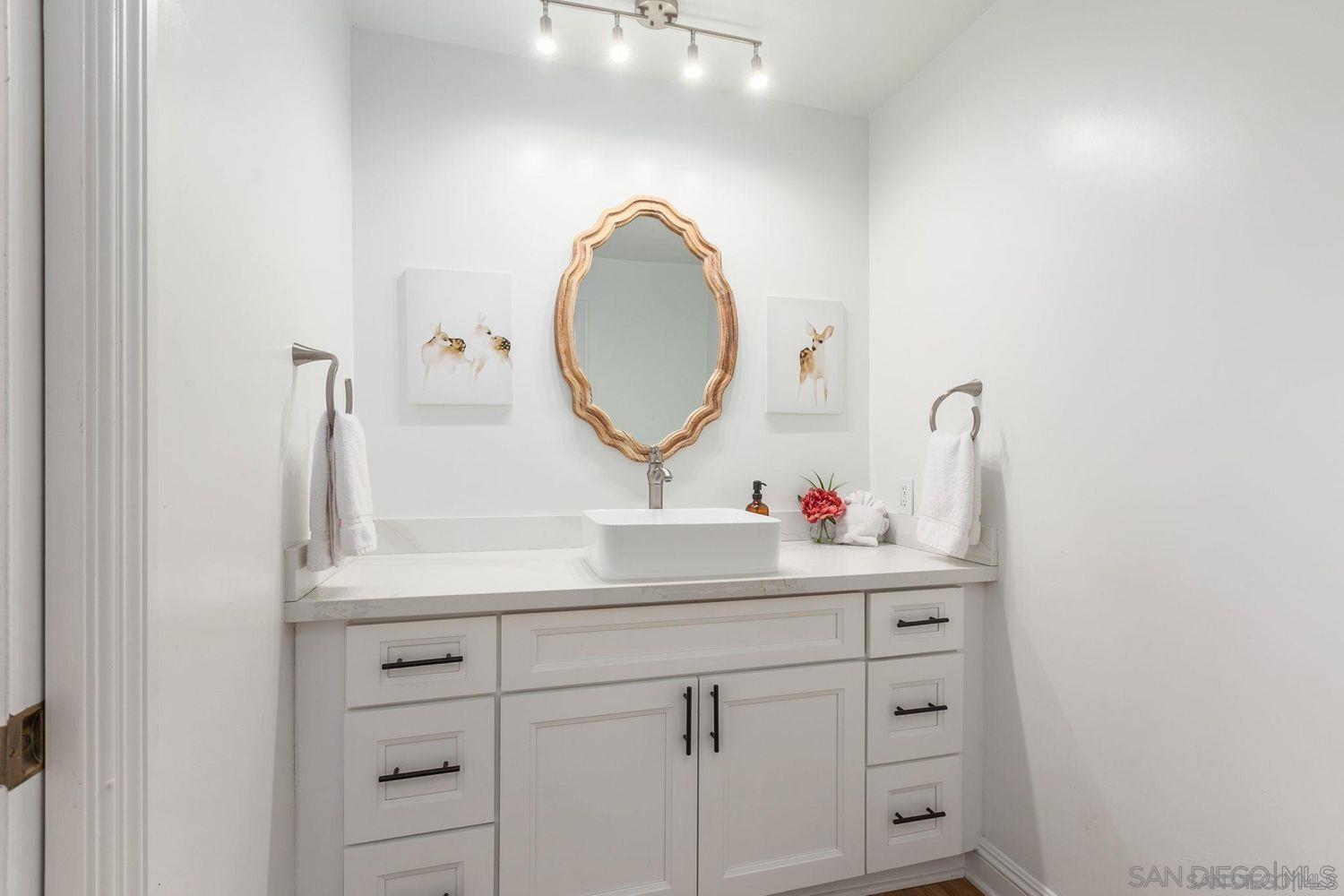 Detail Gallery Image 19 of 62 For 9431 W Lilac Rd, Escondido,  CA 92026 - 6 Beds | 4/2 Baths