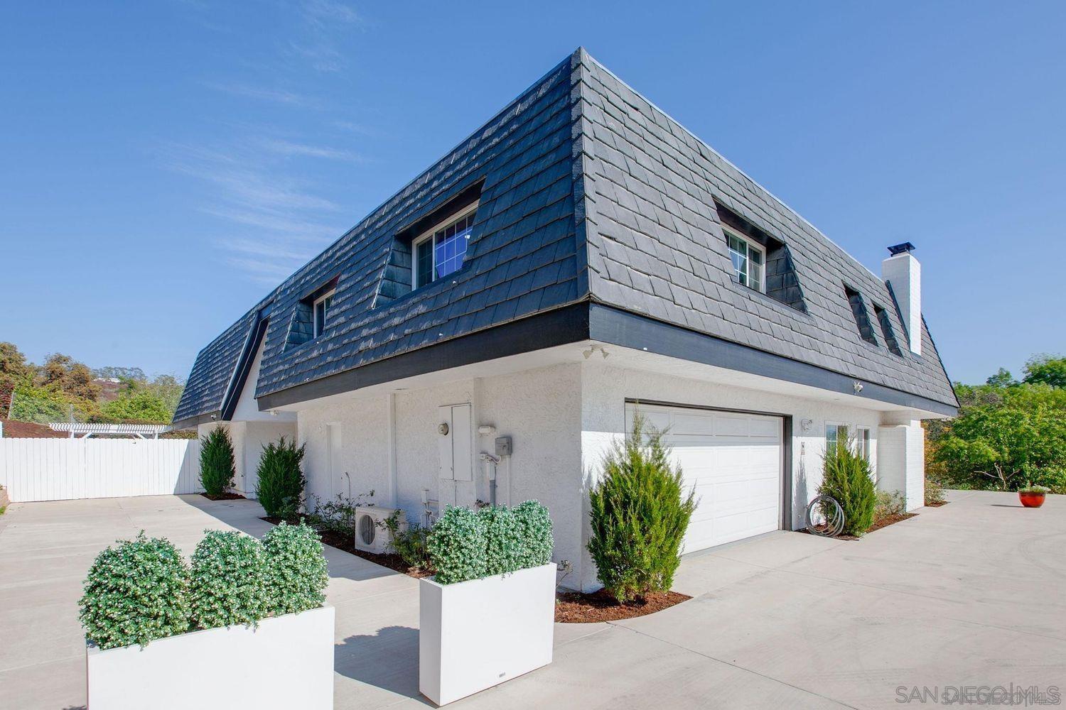 Detail Gallery Image 3 of 62 For 9431 W Lilac Rd, Escondido,  CA 92026 - 6 Beds | 4/2 Baths